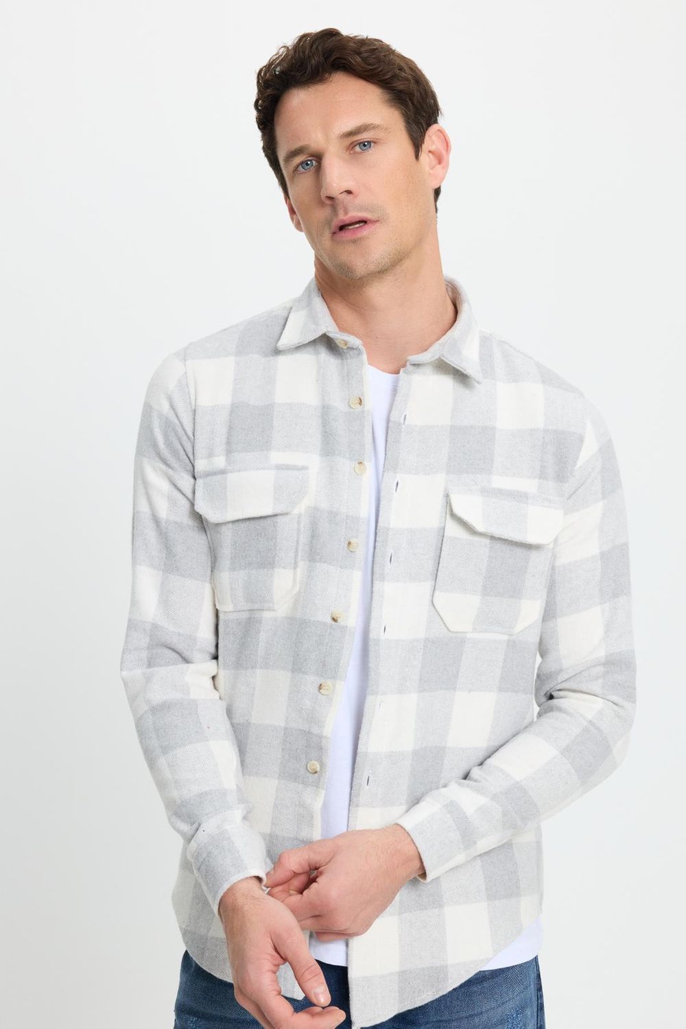 Erkek Slim Fit Dar Kesim Uzun Kollu Kapaklı Çift Cepli Kareli Kışlık Oduncu Gömlek