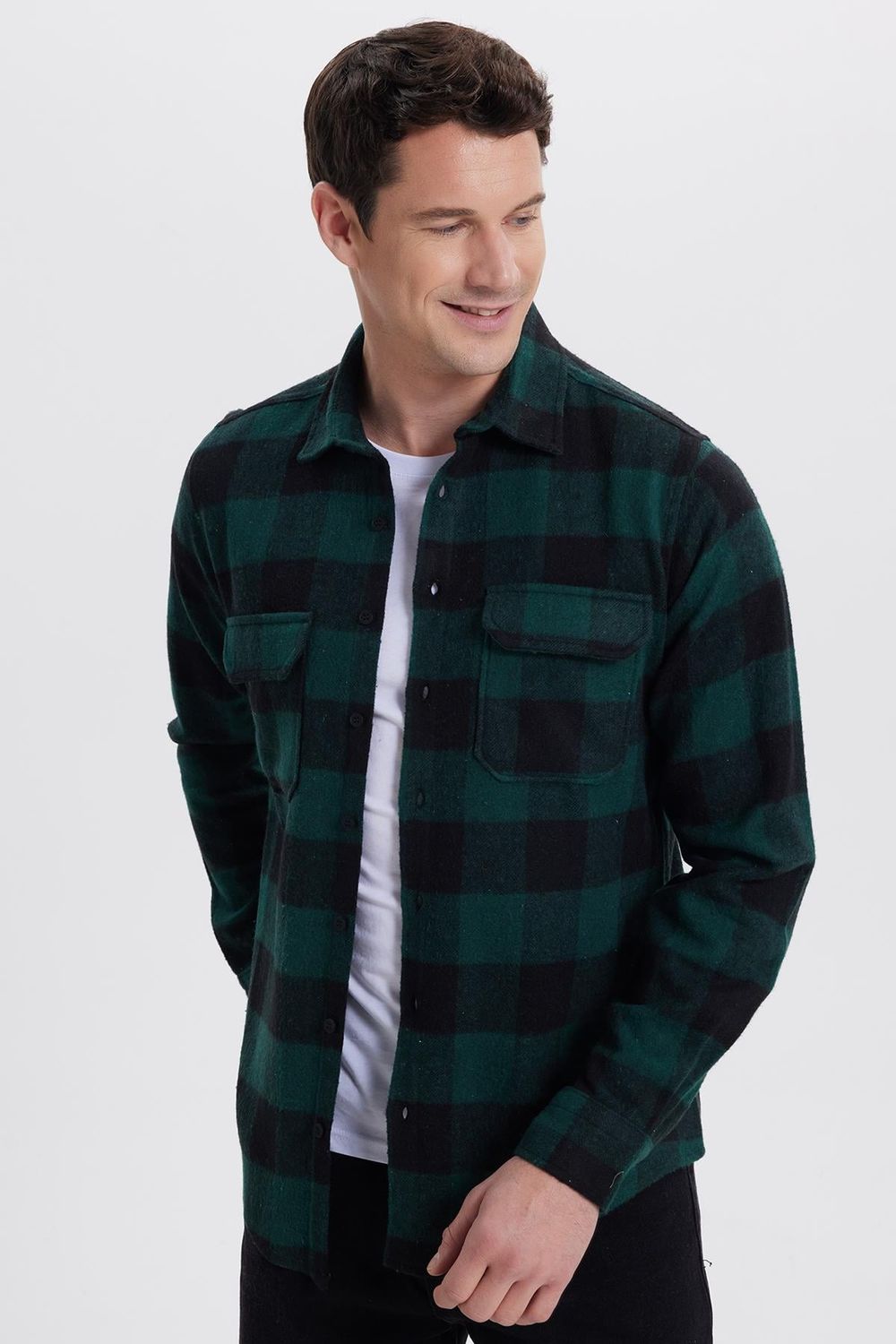 Erkek Slim Fit Dar Kesim Uzun Kollu Kapaklı Çift Cepli Kareli Kışlık Oduncu Gömlek