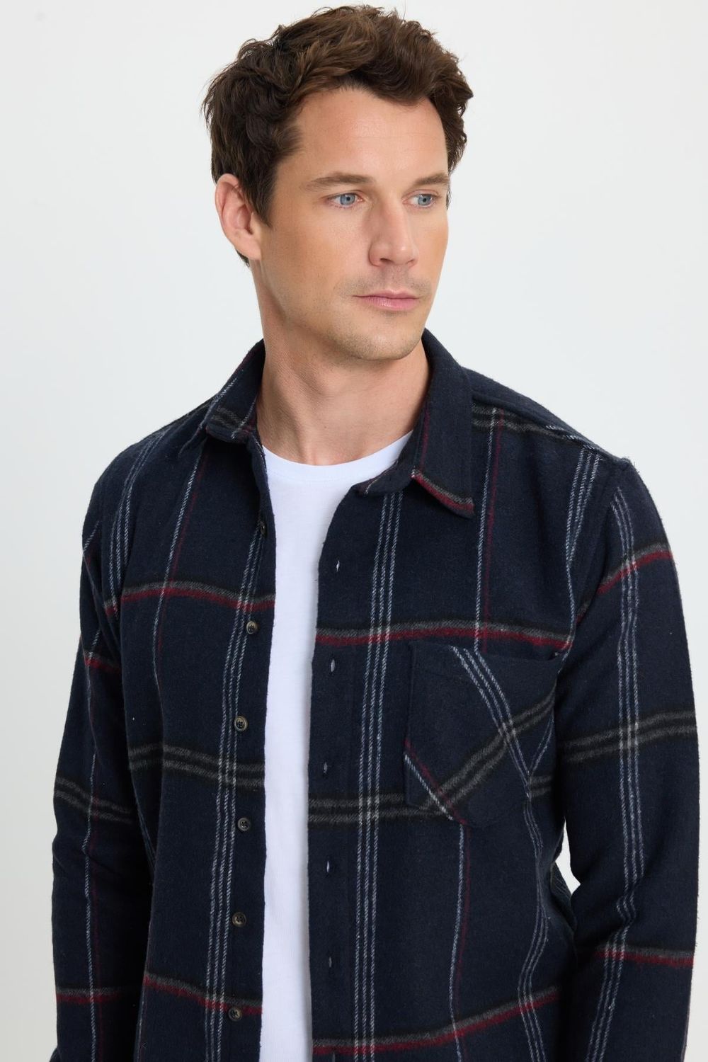 Erkek Slim Fit Dar Kesim Kareli Cepli Siyah Oduncu Gömlek