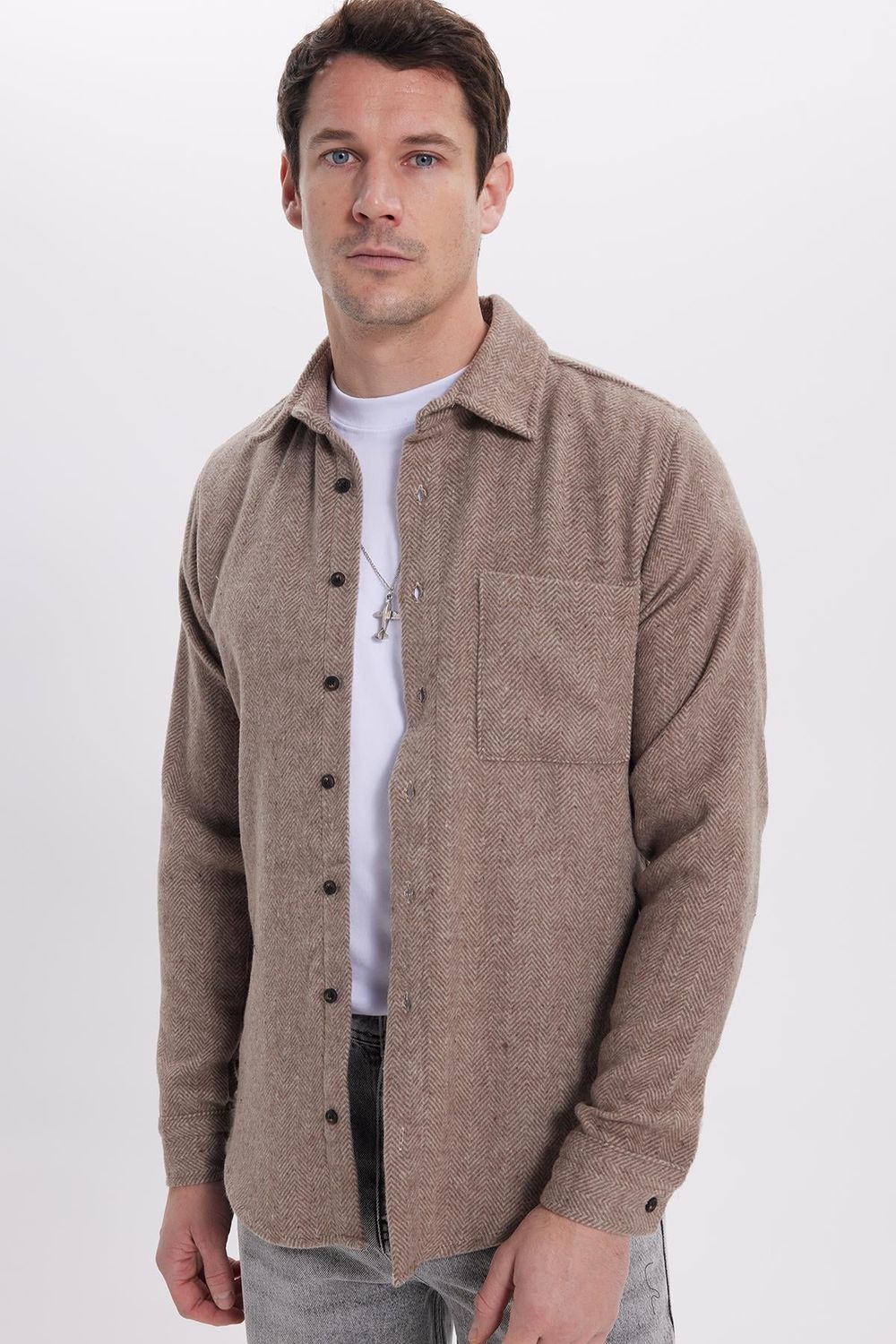 Erkek Slim Fit Dar Kesim  Armürlü Oduncu Cepli Spor Yaka Gömlek