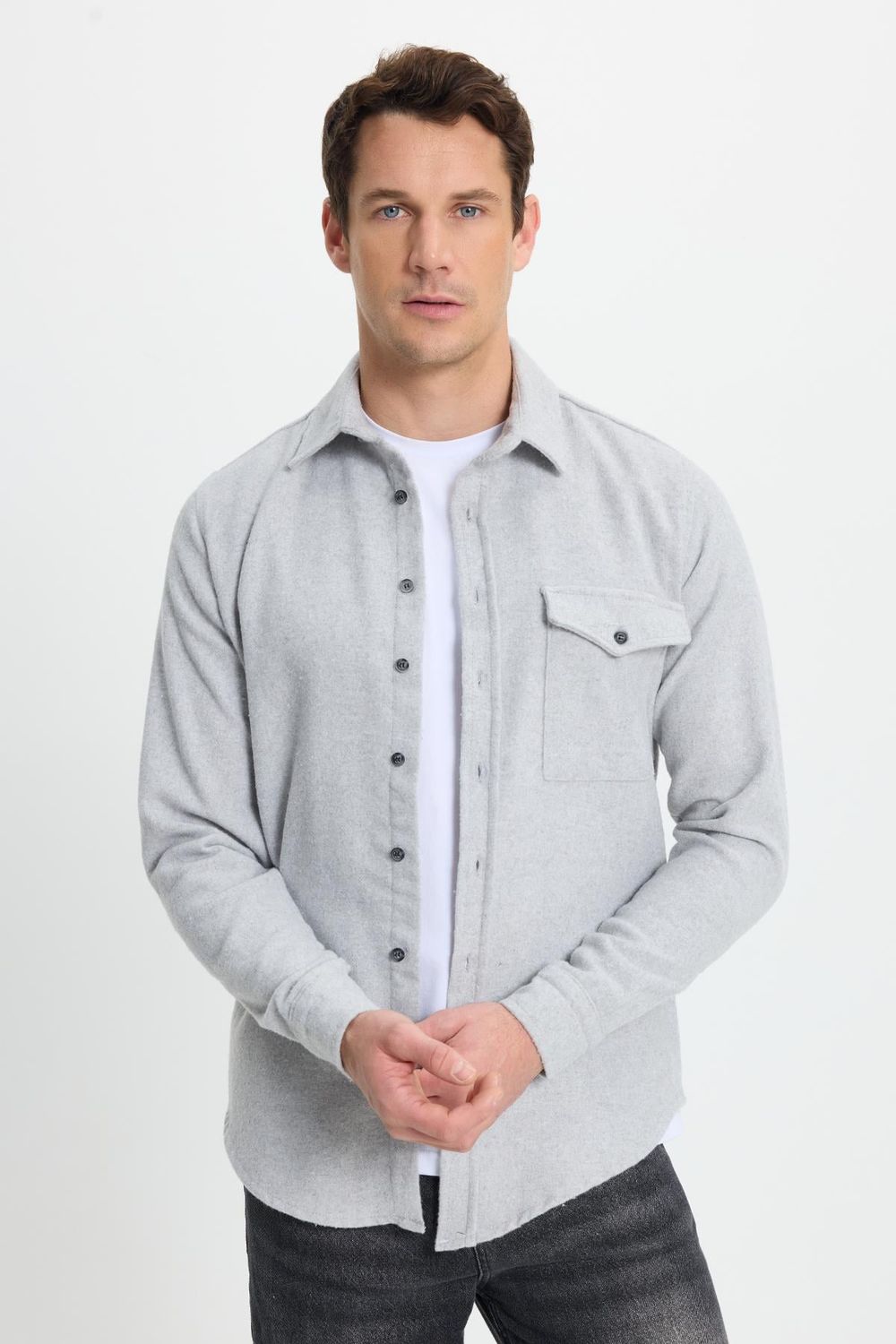 Erkek Slim Fit Tek Cep Kapaklı Düz Oduncu Spor Gri Gömlek