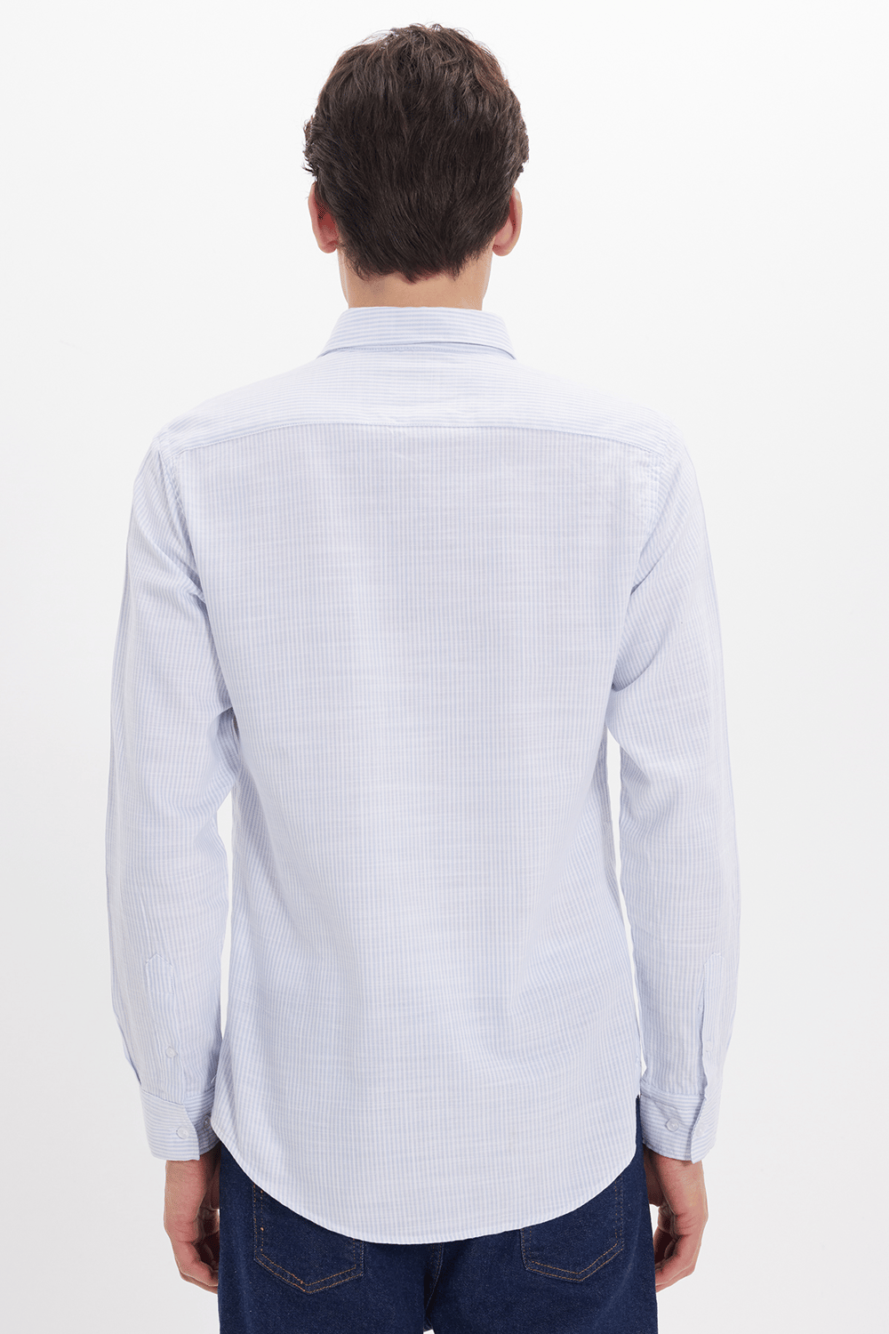 Erkek Slim Fit Dar Kesim %100 Pamuk Düğmeli Yaka Çizgili Uzun Kollu Cepli Keten Efektli Mavi Gömlek
