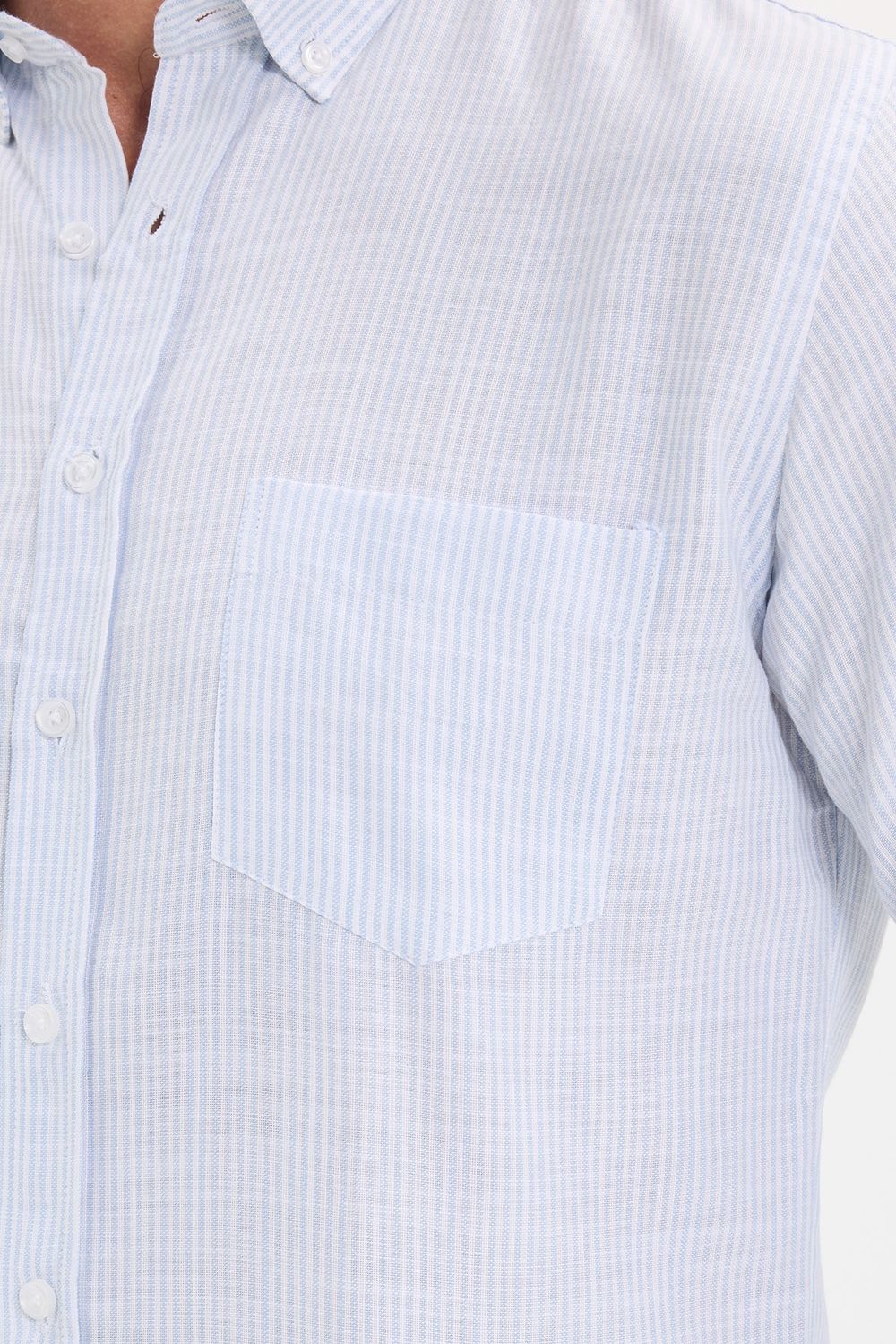 Erkek Slim Fit Dar Kesim %100 Pamuk Düğmeli Yaka Çizgili Uzun Kollu Cepli Keten Efektli Mavi Gömlek