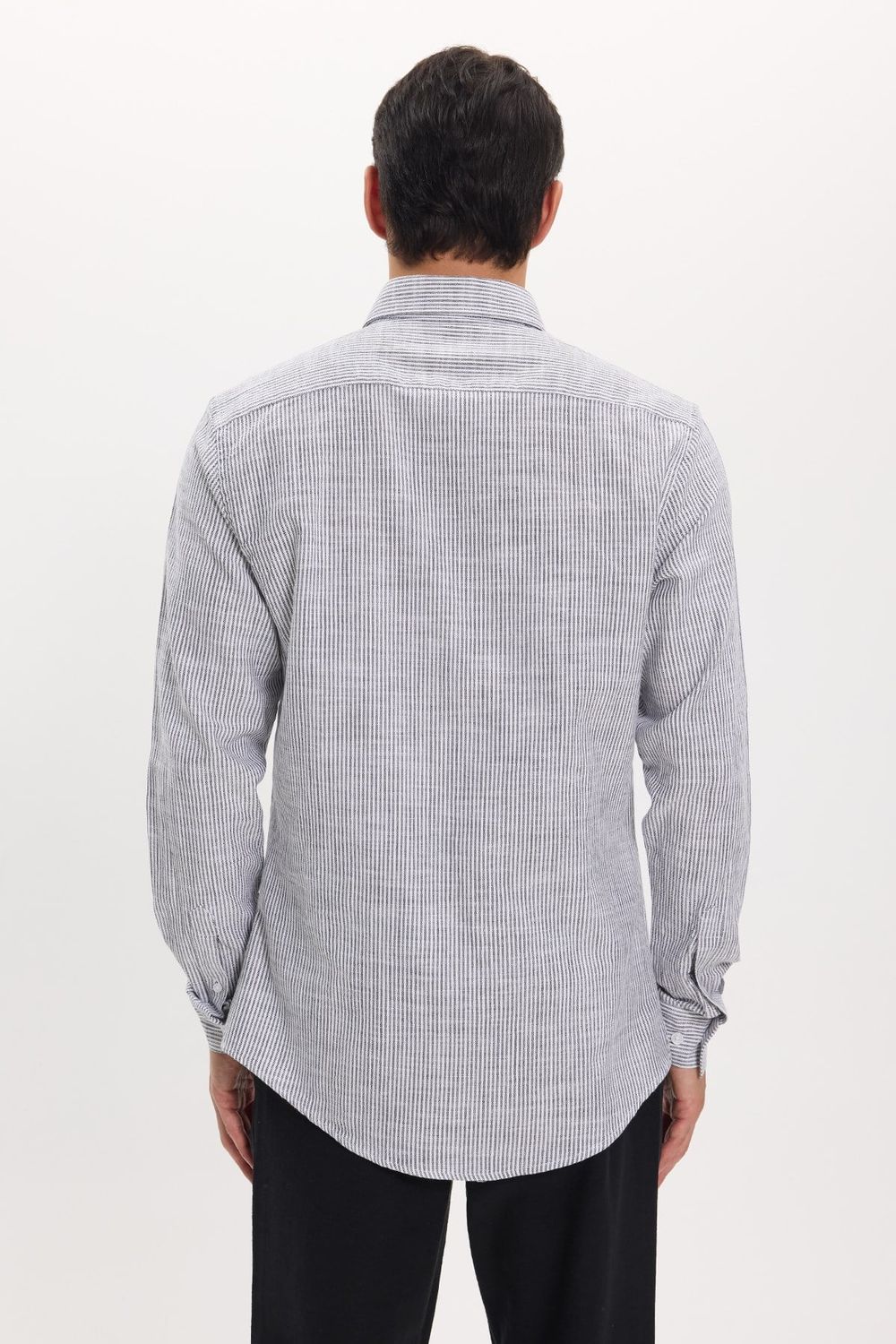 Erkek Slim Fit Dar Kesim %100 Pamuk Düğmeli Yaka Çizgili Uzun Kollu Cepli Keten Siyah-Beyaz Gömlek