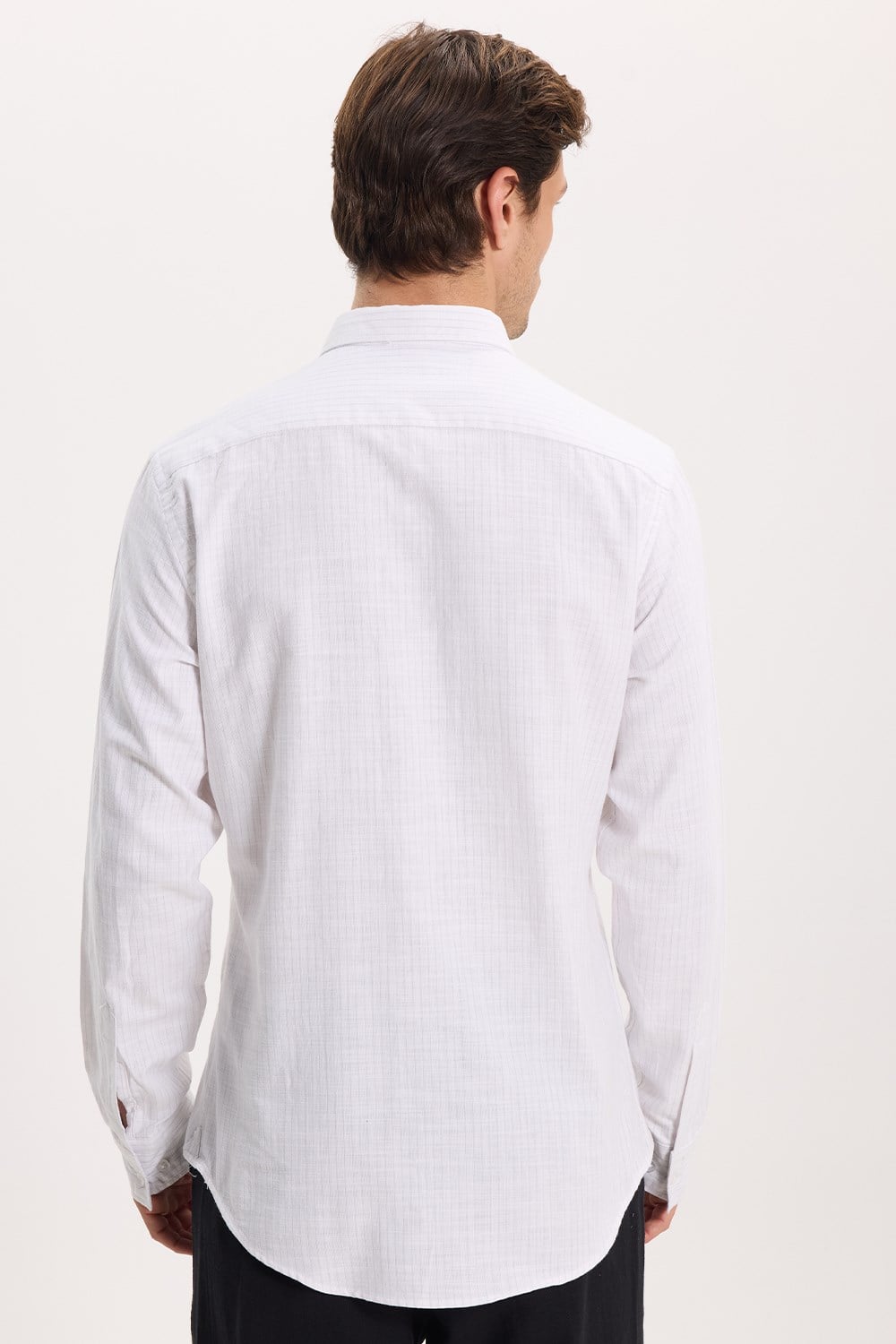 Erkek Slim Fit Dar Kesim %100 Pamuk Düğmeli Yaka Çizgili Uzun Kollu Cepli Keten Efektli Yeşil Gömlek