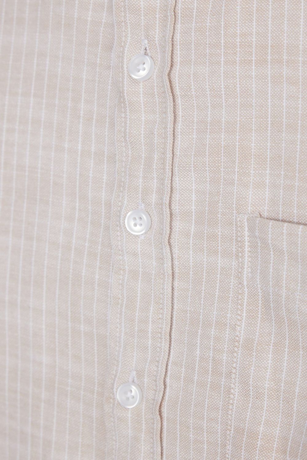 Erkek Slim Fit Dar Kesim Yaka Düğmeli Çizgili Uzun Kollu Cepli Keten Efektli Gömlek