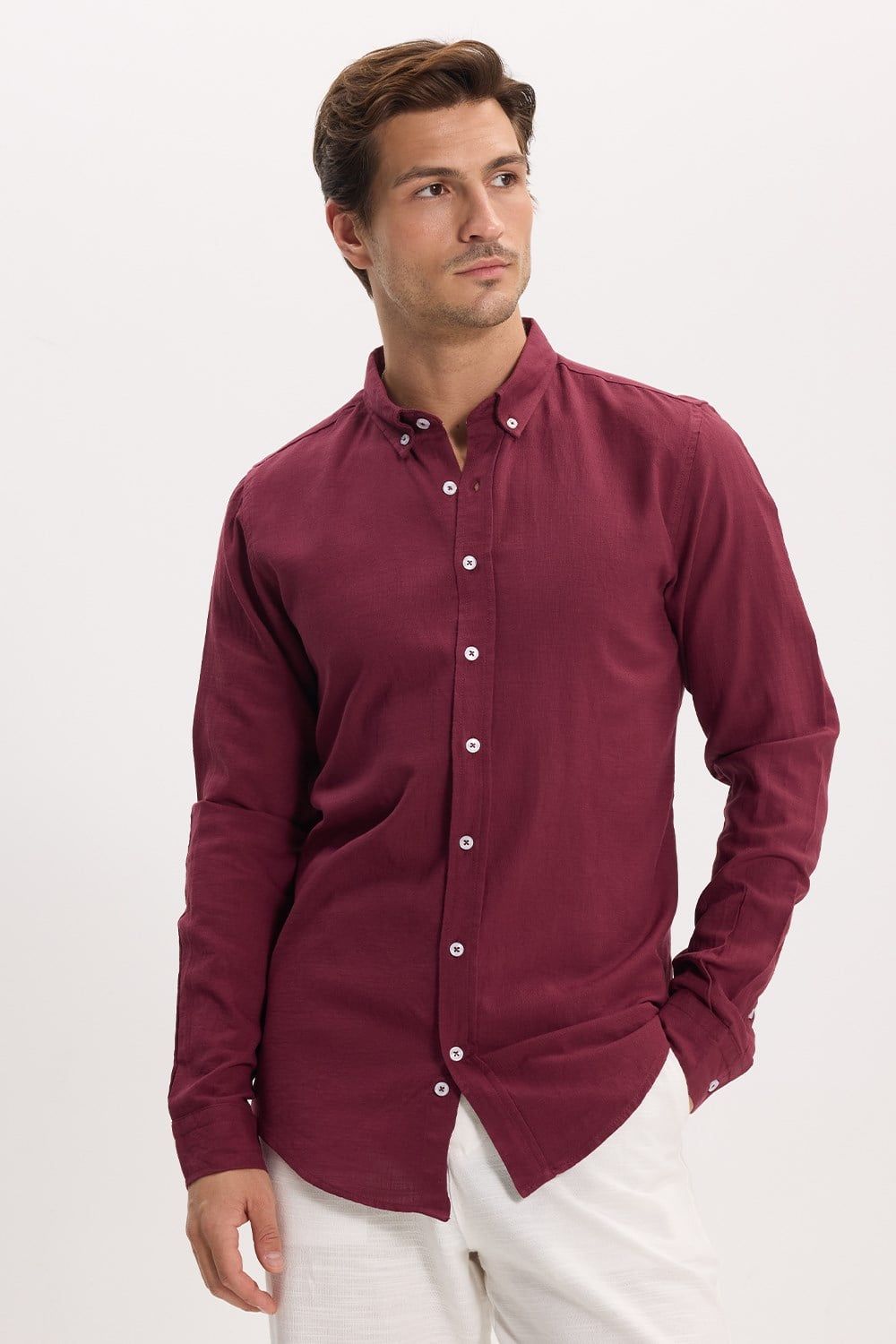 Erkek Slim Fit Dar Kesim %100 Pamuk Düğmeli Yaka Flam Keten Bordo Gömlek