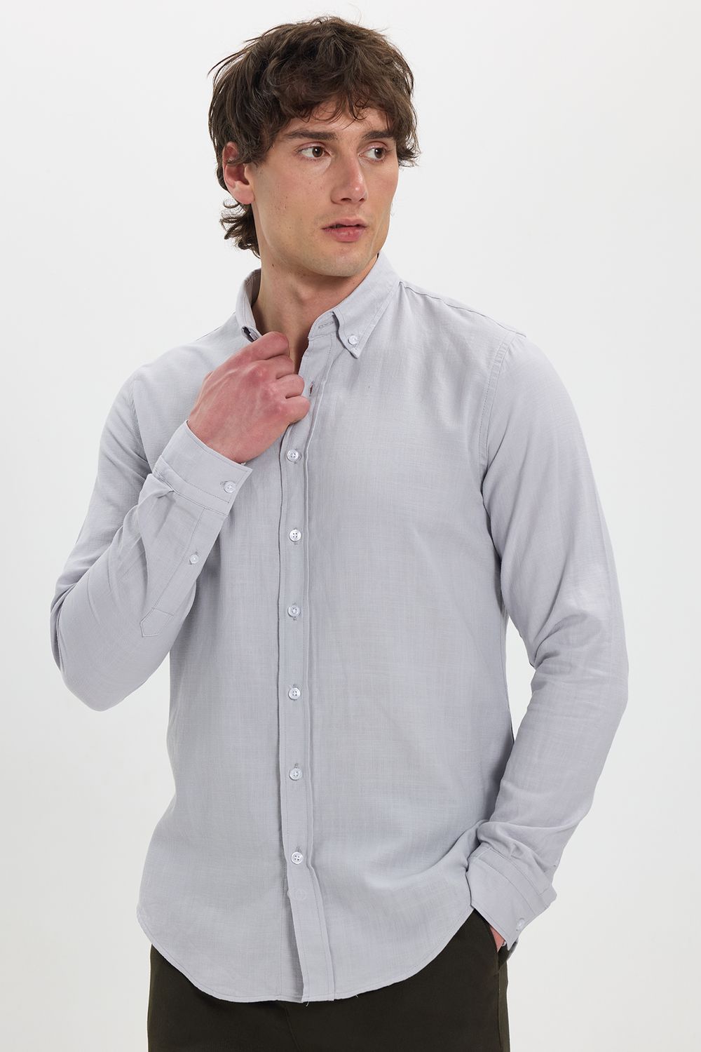 Erkek Slim Fit Dar Kesim %100 Pamuk Düğmeli Yaka Flam Keten Gri Gömlek