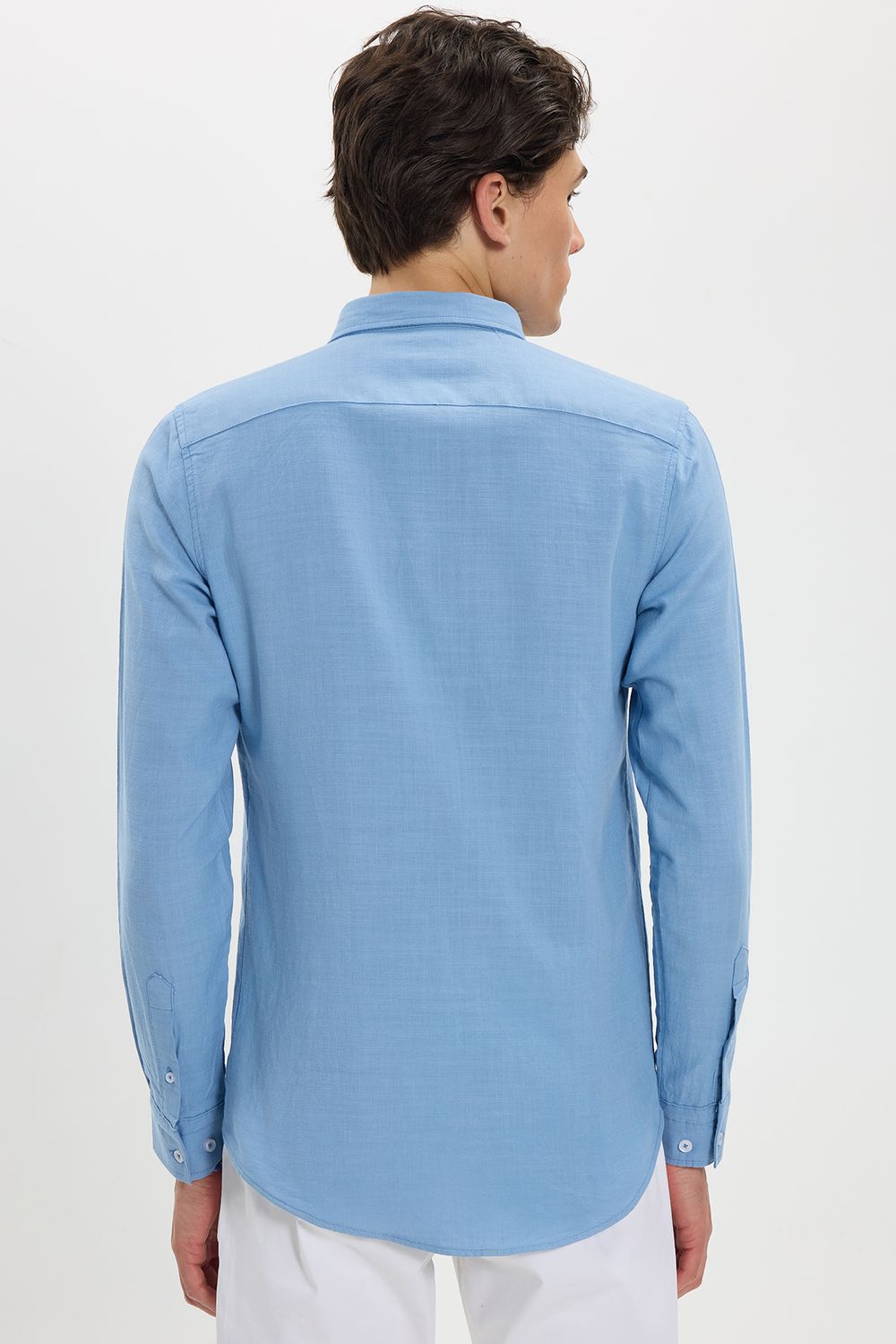 Erkek Slim Fit Dar Kesim %100 Pamuk Düğmeli Yaka Flam Keten Mavi Gömlek