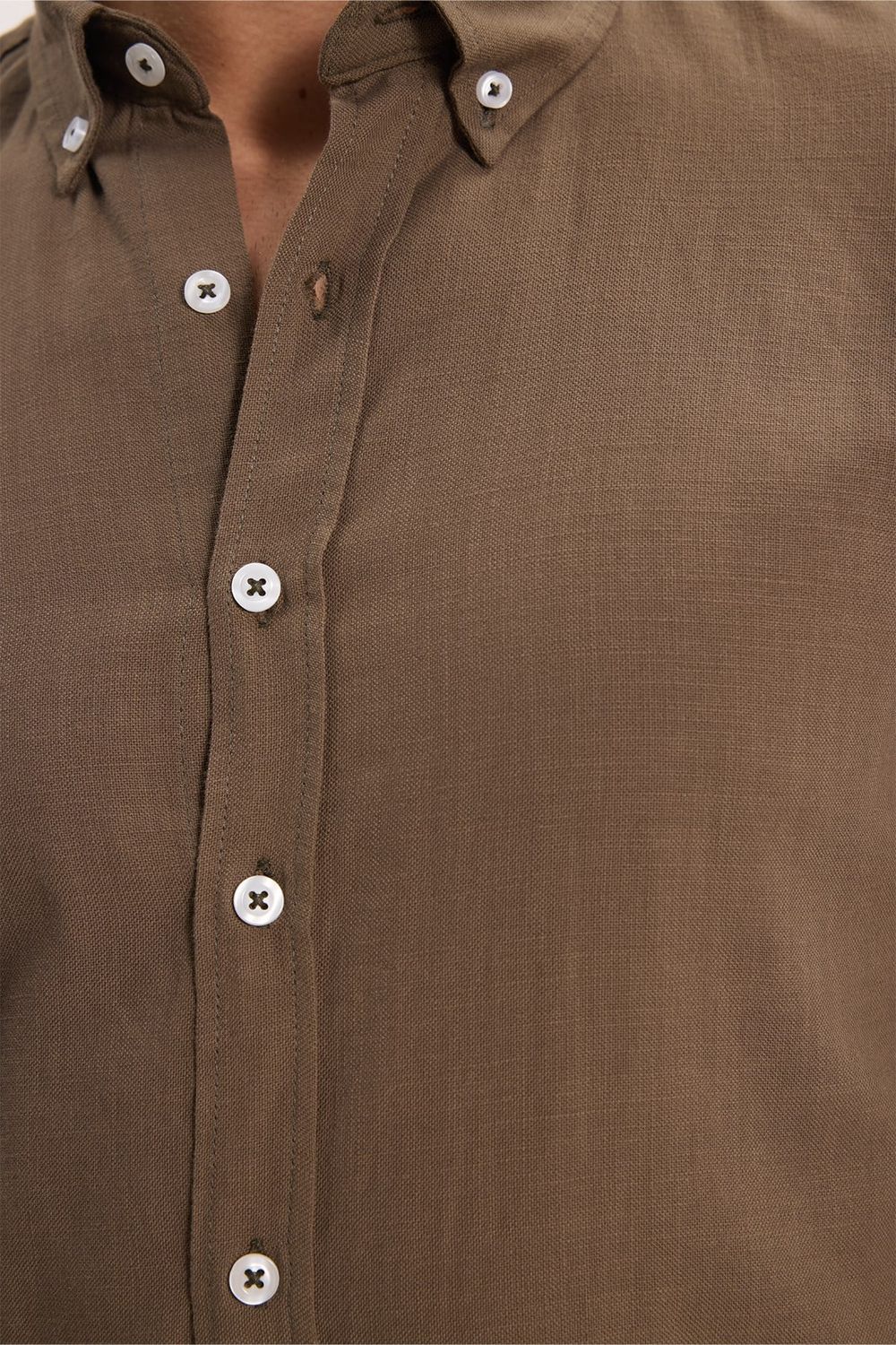 Erkek Slim Fit Dar Kesim %100 Pamuk Düğmeli Yaka Flam Keten Haki Gömlek