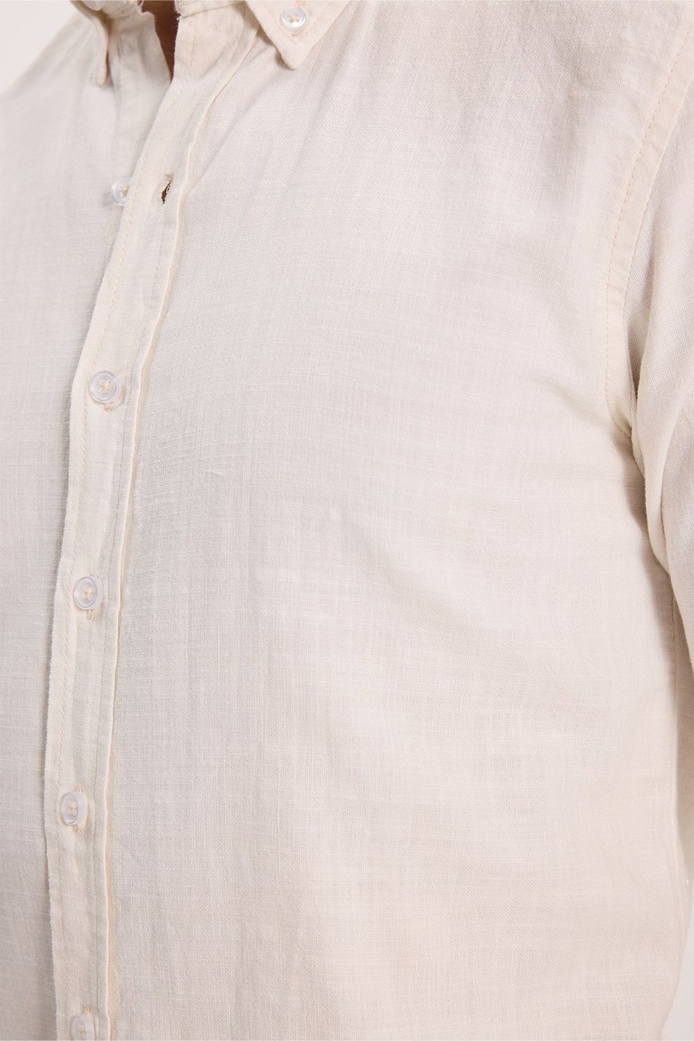 Erkek Slim Fit Dar Kesim %100 Pamuk Düğmeli Yaka Flam Keten Ekru Gömlek