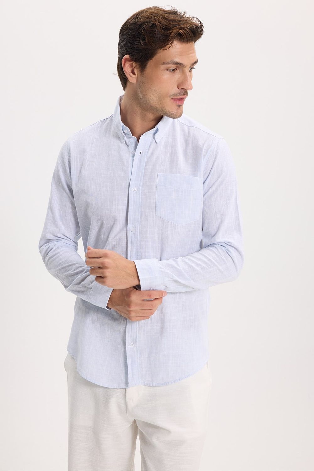 Erkek Slim Fit Dar Kesim Uzun Kollu %100 Pamuk Keten Efektli Düğmeli Yaka Rahat Mavi Gömlek