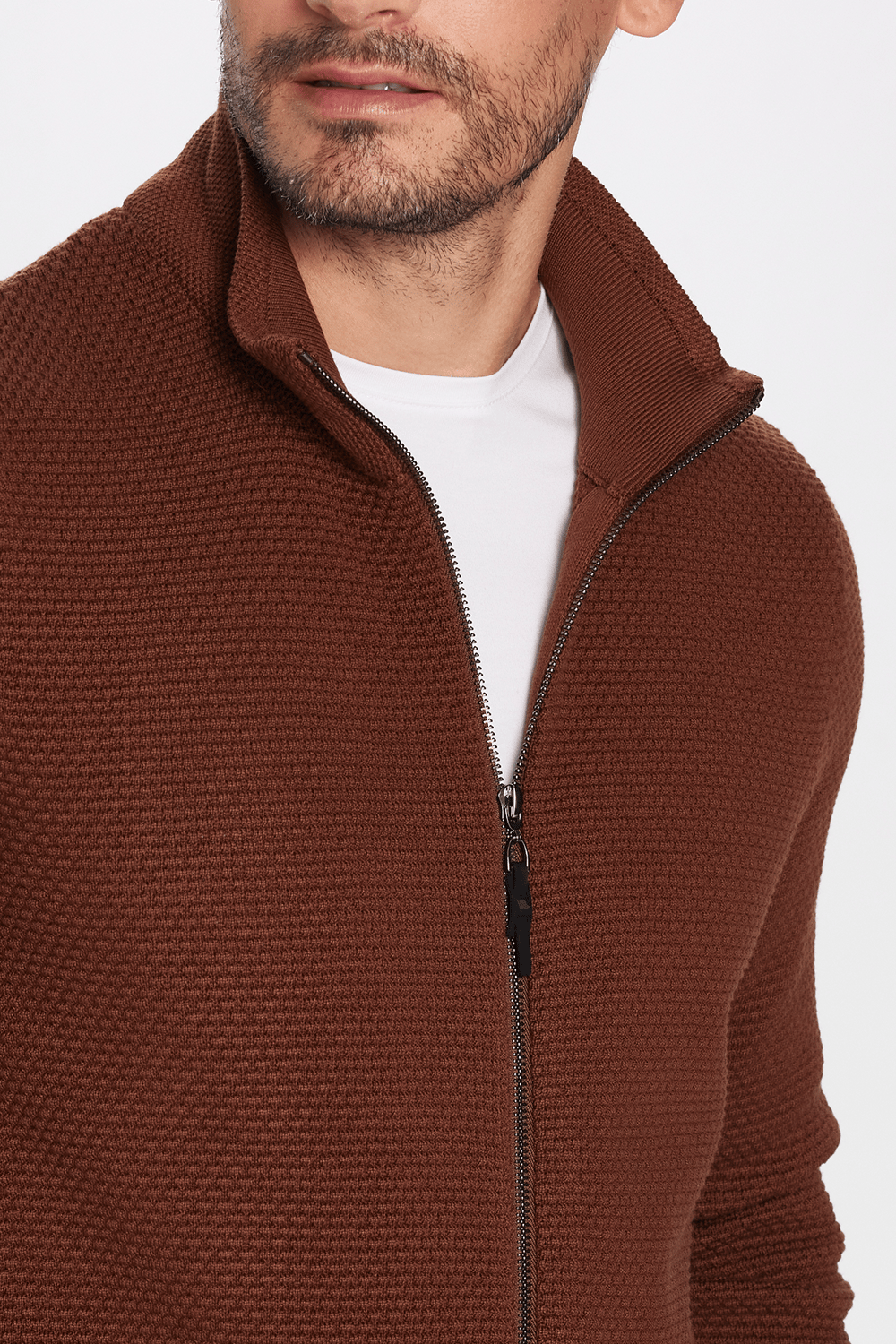 Erkek Slim Fit Dar Kesim Desenli Yarım Balıkçı Yaka Fermuarlı Kahverengi Hırka