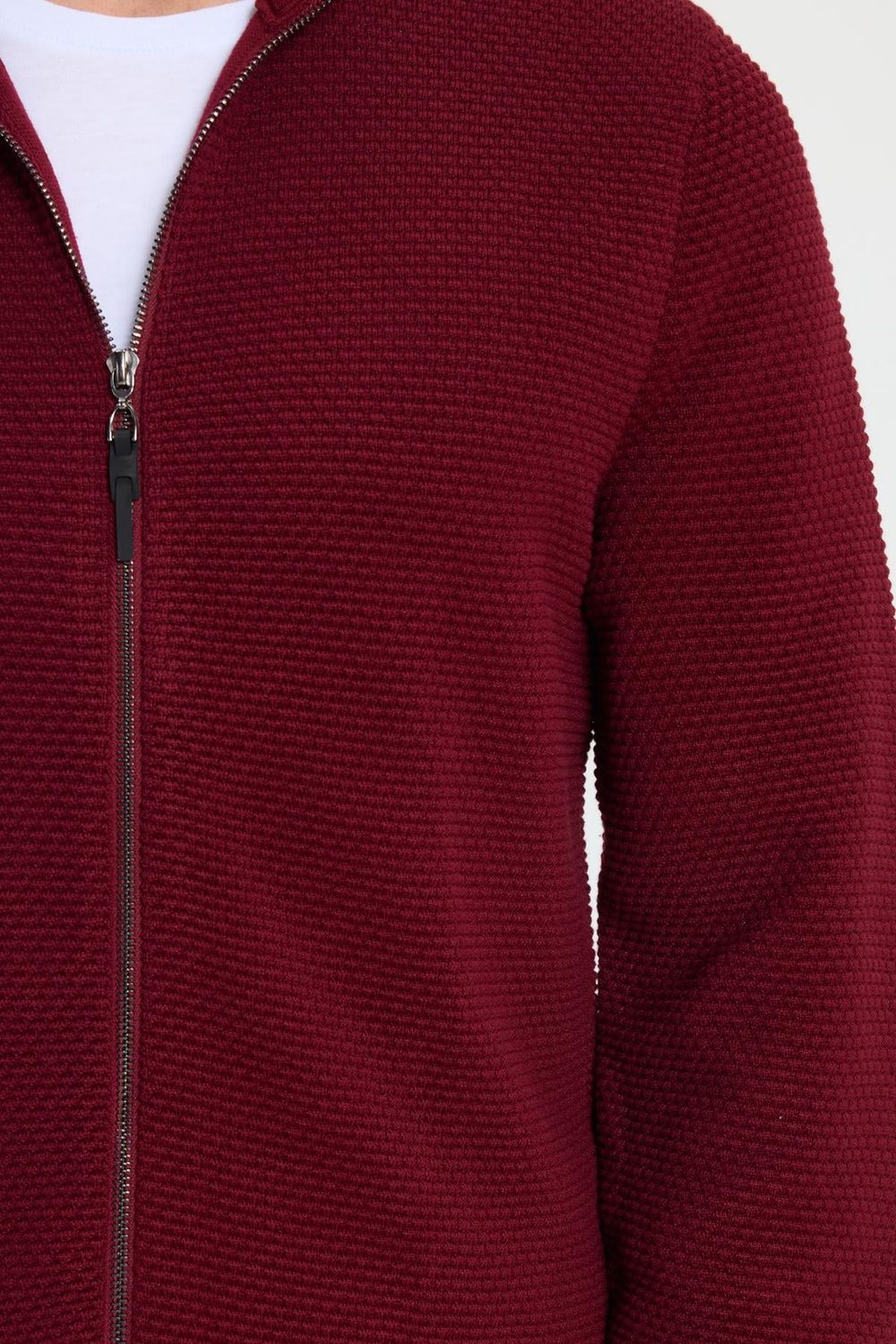 Erkek Standart Fit Normal Kesim Desenli Yarım Balıkçı Yaka Fermuarlı Bordo Hırka