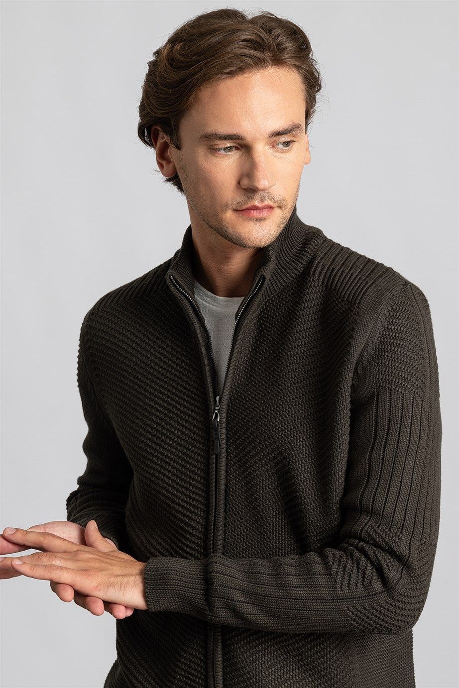 Slim Fit Dar Kesim Kendinden Desenli Erkek Hırka