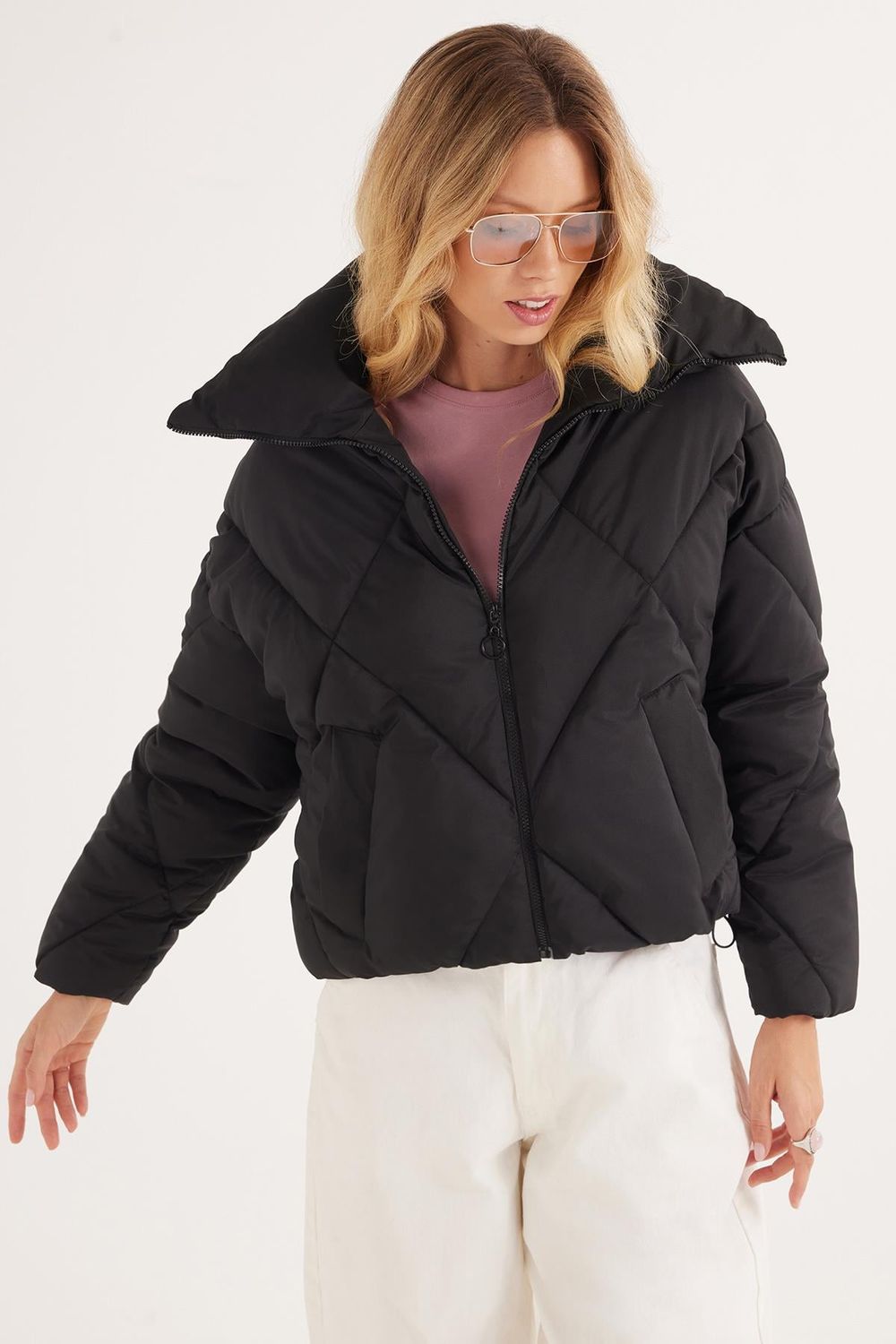 Kadın Oversize Geniş Kesim Şişme Dik Yaka Siyah Mont
