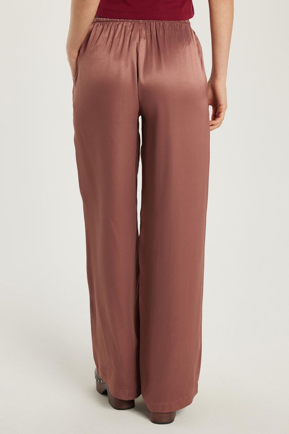 Kadın Regular Fit Beli Lastikli Bağlamalı Saten Geniş Paça Pembe Pantolon