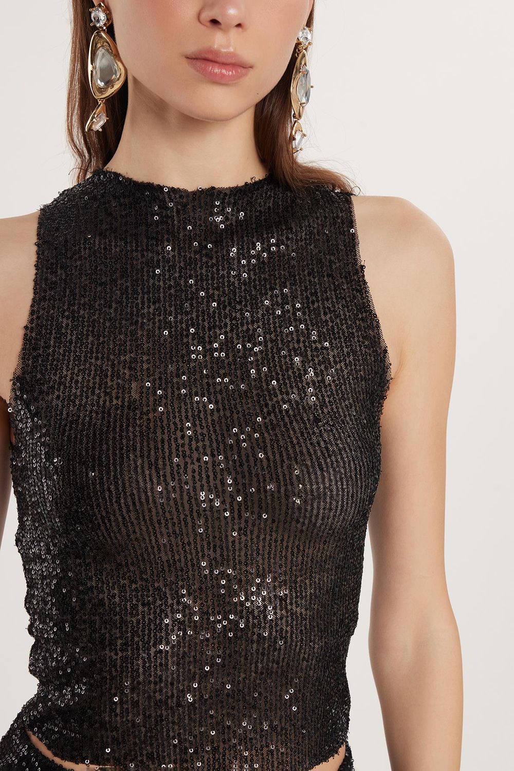 Kadın Slim Fit Dar Kesim Sıfır Kol Payetli Halter Yaka Siyah Bluz
