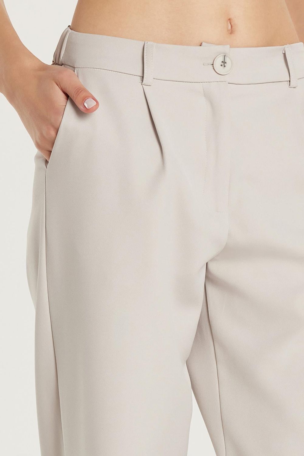 Kadın Relax Fit Rahat Kesim Cepli Geniş Paça Gri Pantolon