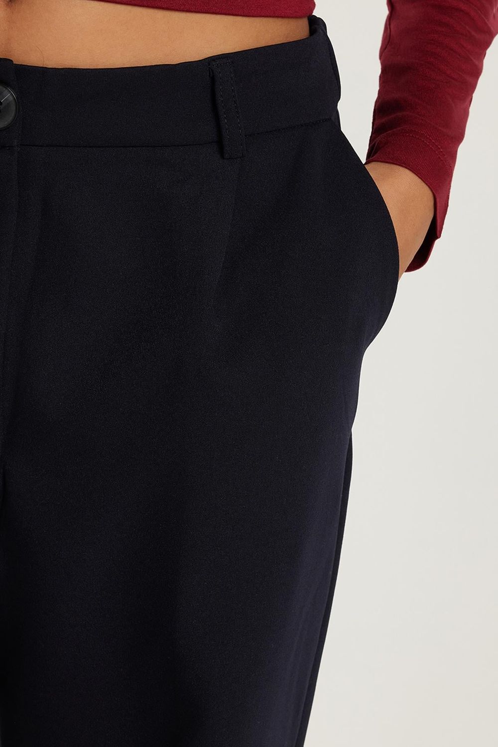 Kadın Relax Fit Rahat Kesim Cepli Geniş Paça Lacivert Pantolon