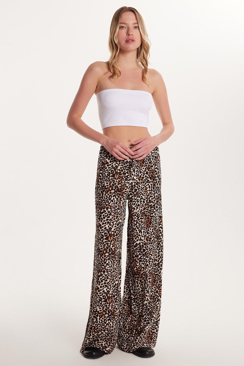 Kadın Slim Fit Dar Kesim Beli Lastikli Bağlamalı Leopar Desenli Pantolon