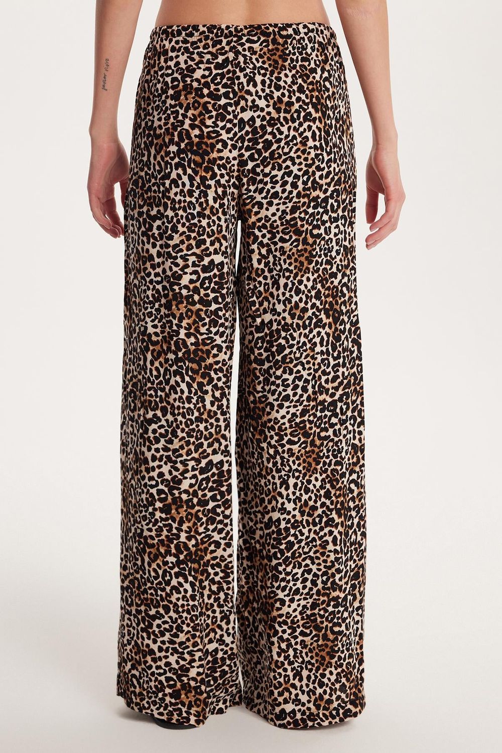 Kadın Slim Fit Dar Kesim Beli Lastikli Bağlamalı Leopar Desenli Pantolon