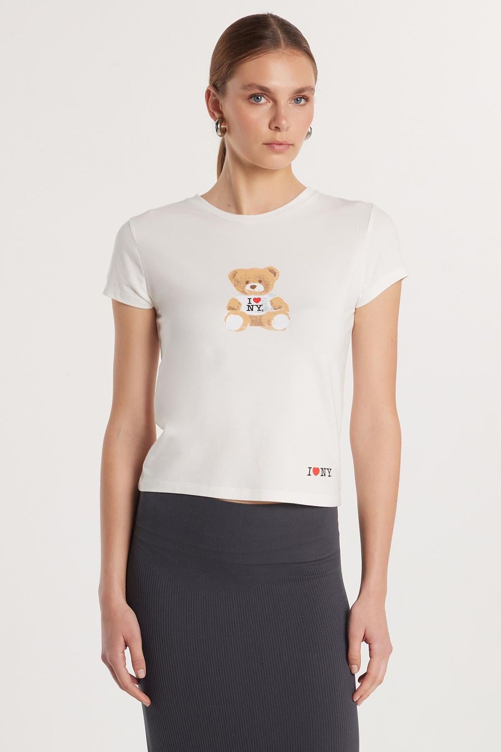 Kadın Slim Fit Dar Kesim Kısa Kollu Baskılı Ekru Tişört