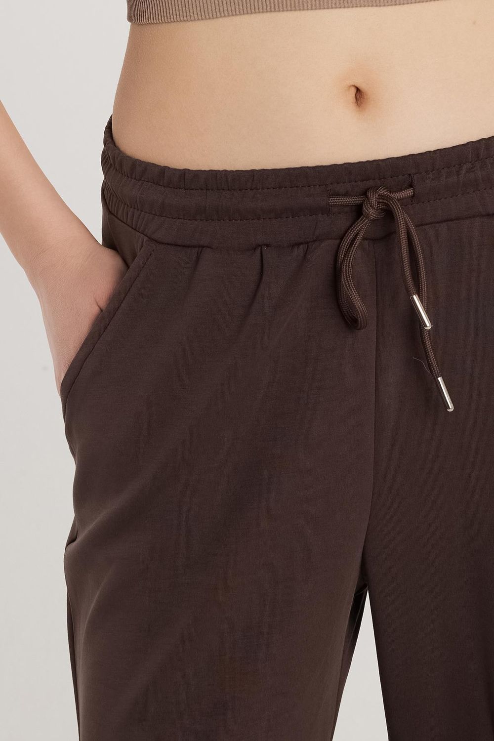 Kadın Slim Fit Normal Bel Çift Cep Beli Bağcıklı Kahverengi Eşofman Altı
