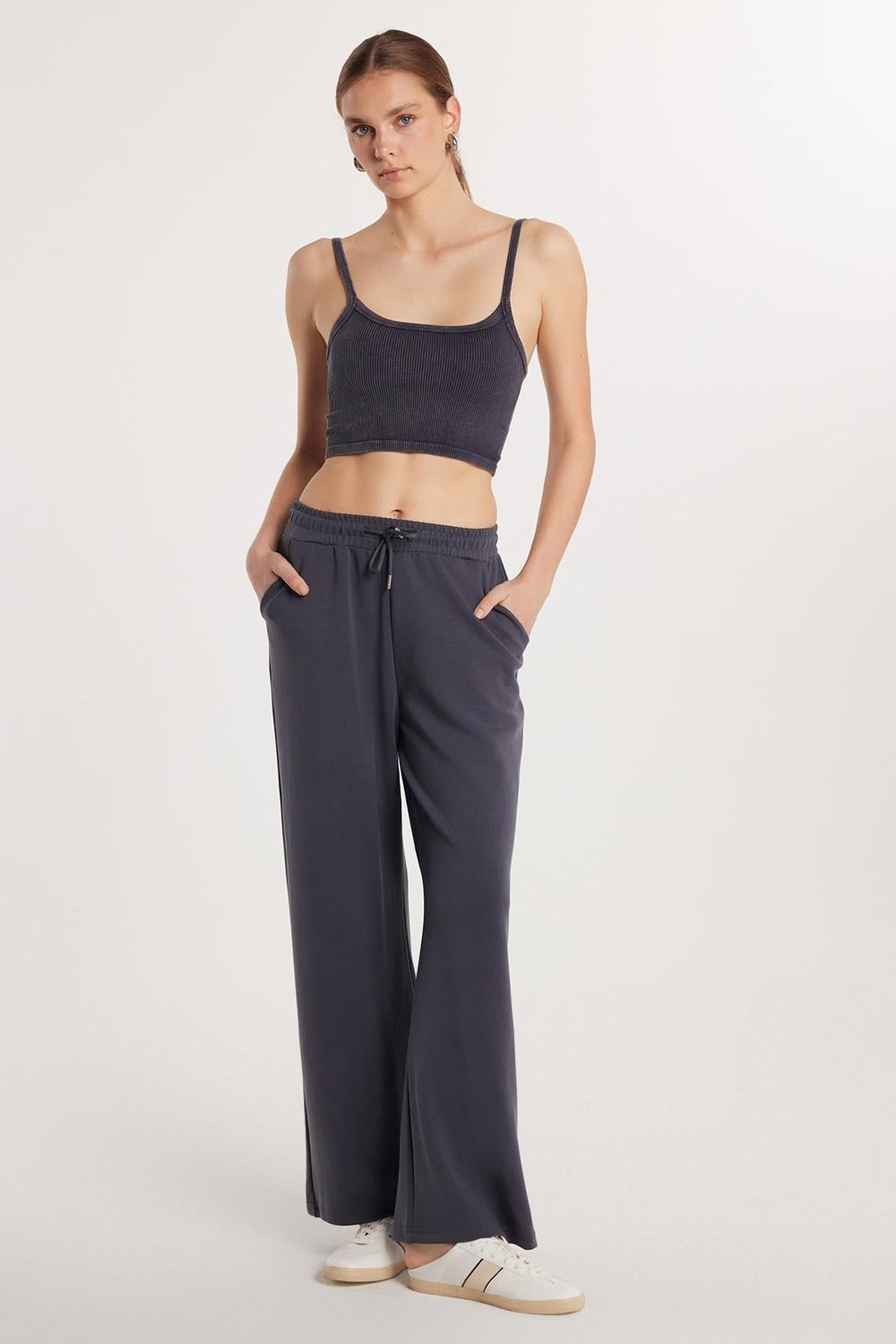 Kadın Slim Fit Normal Bel Çift Cep Beli Bağcıklı Antrasit Eşofman Altı