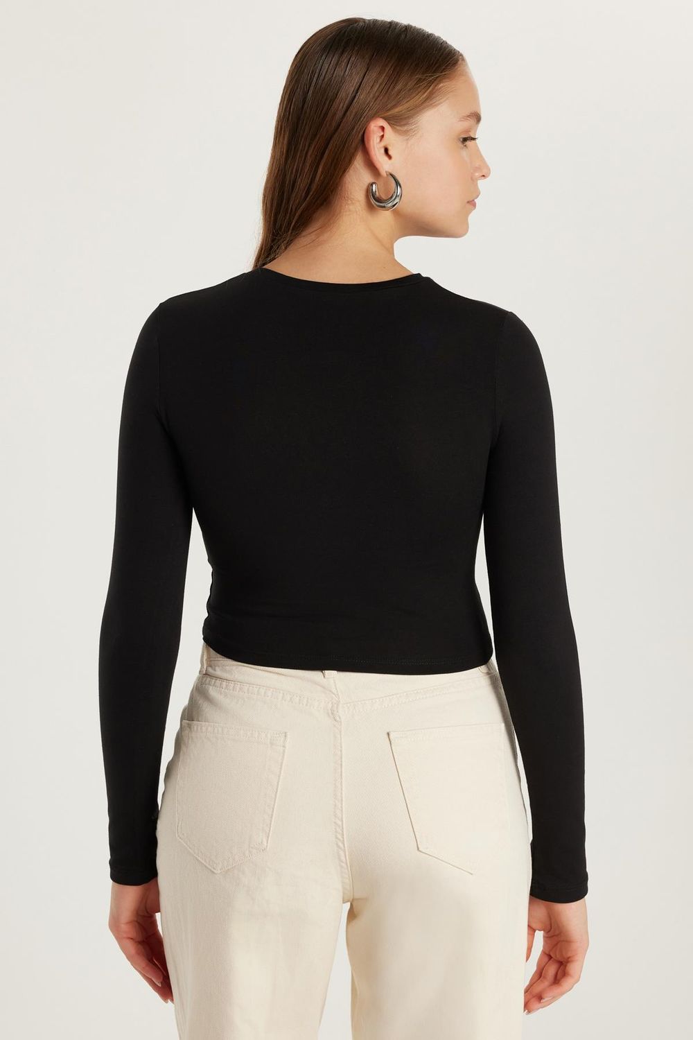 Kadın Slim Fit Dar Kesim Uzun Kollu Bisiklet Yaka Siyah Bluz