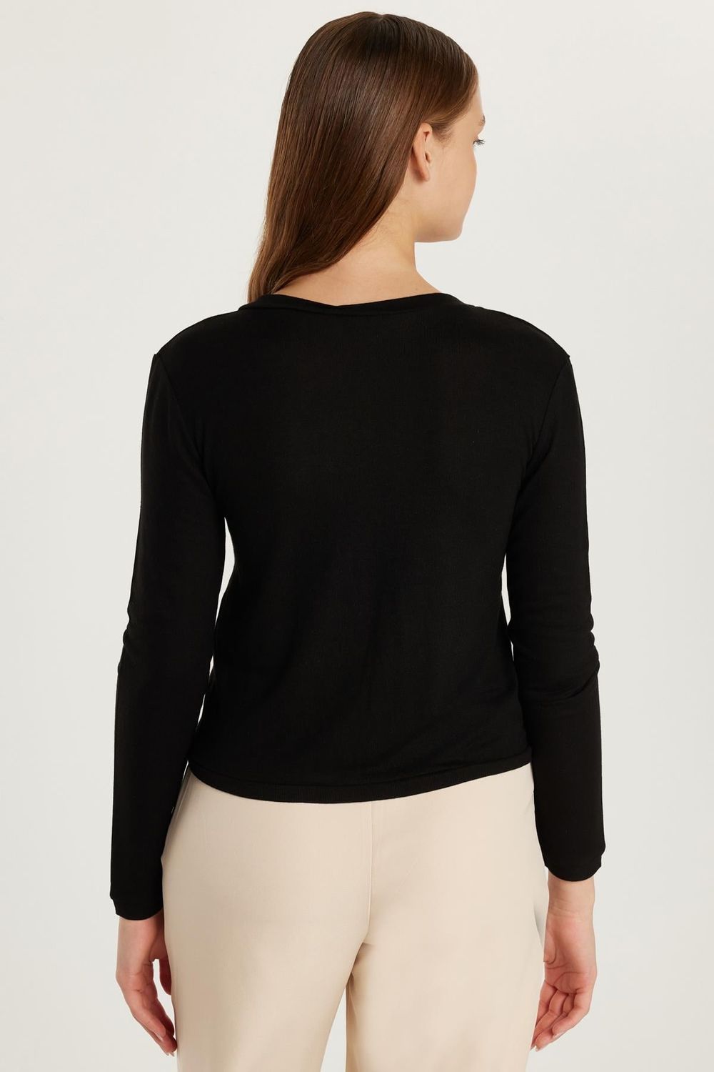 Kadın Slim Fit Dar Kesim Bağlamalı Uzun Kollu V Yaka Siyah Hırka