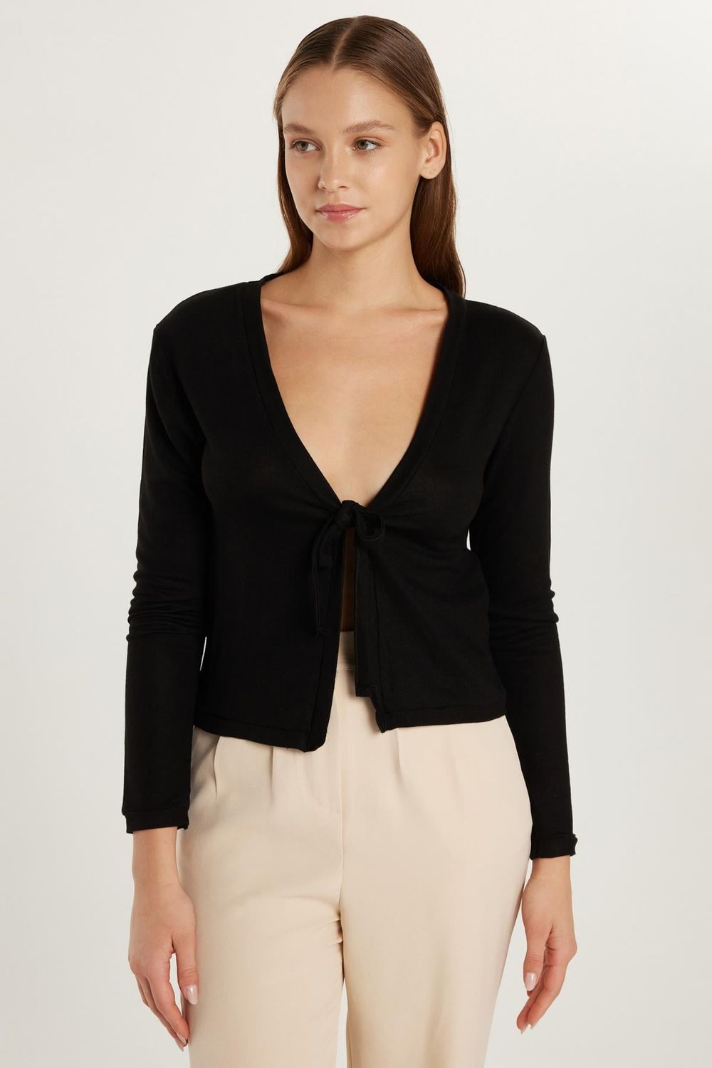 Kadın Slim Fit Dar Kesim Bağlamalı Uzun Kollu V Yaka Siyah Hırka