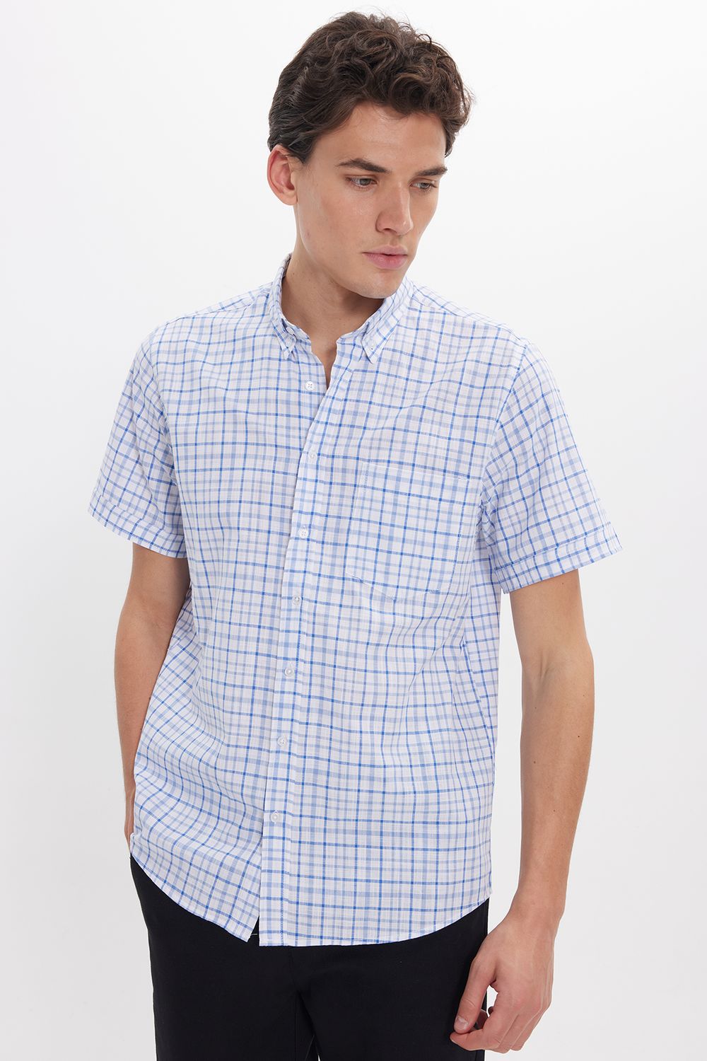 Erkek Regular Fit Klasik Kesim Oversize %100 Pamuk Keten Doku Tek Cep Kareli Düğmeli Yaka Gömlek