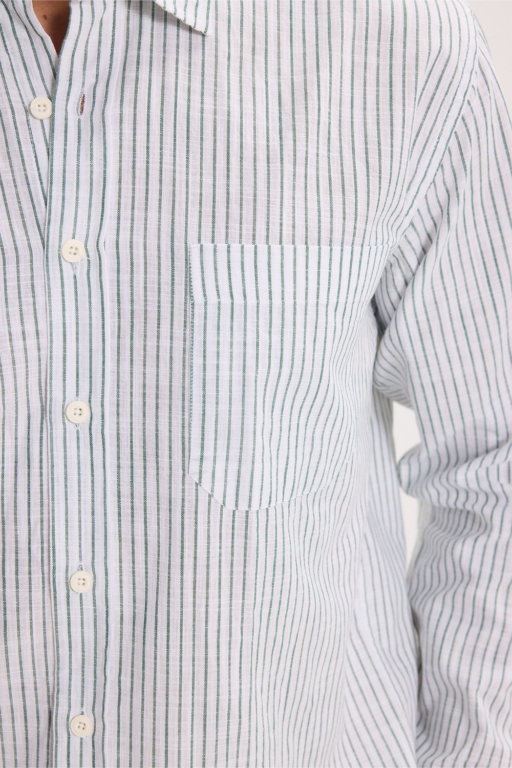 Erkek Regular Fit Klasik Kesim Oversize Uzun Kollu %100 Pamuk Keten Doku Tek Cepli Çizgili Yeşil Gömlek