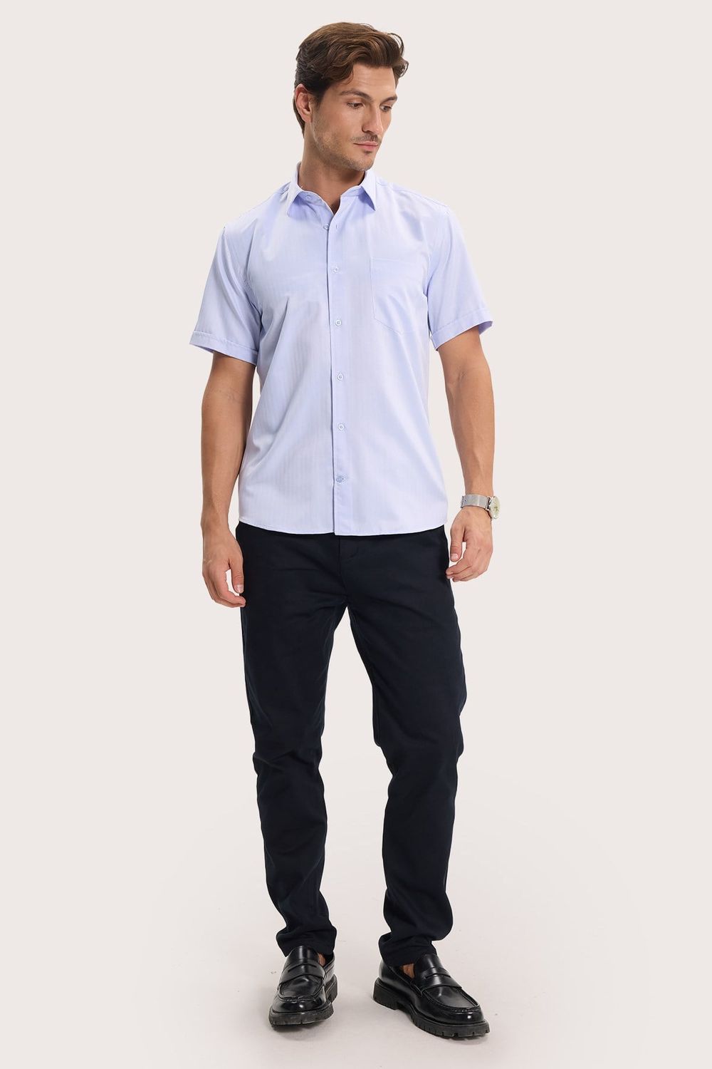 Erkek Regular Fit Klasik Kesim Pamuklu Kısa Kollu Armürlü Mavi Gömlek