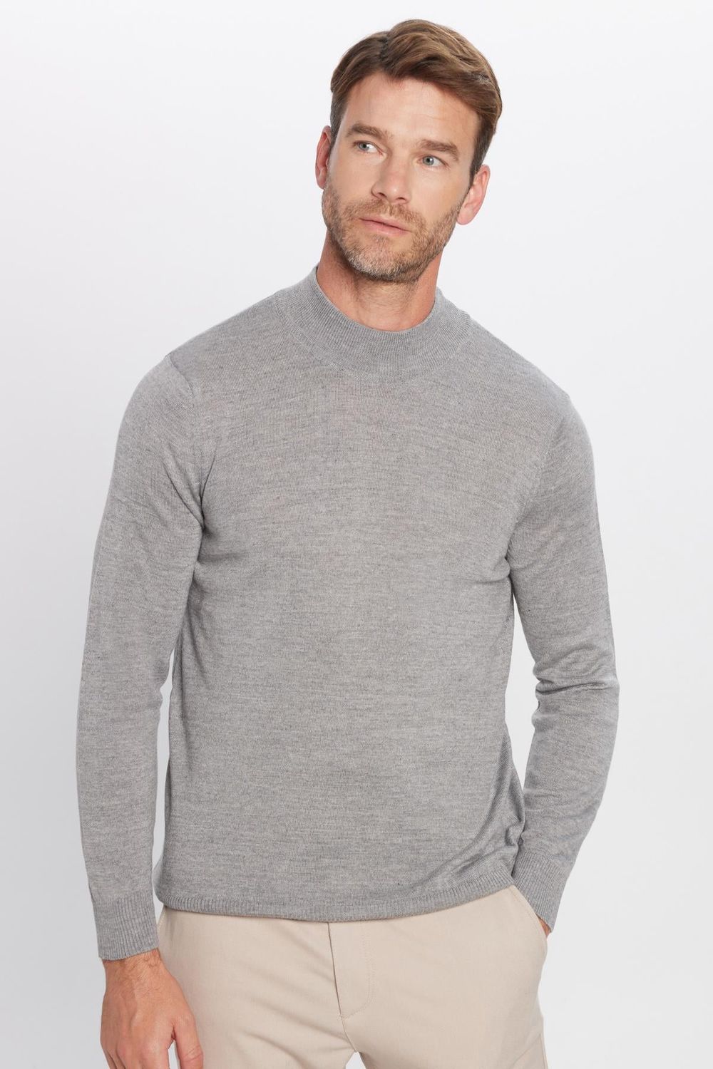 Erkek Slim Fit Yarım Balıkçı Yaka Düz Gri Triko Kazak