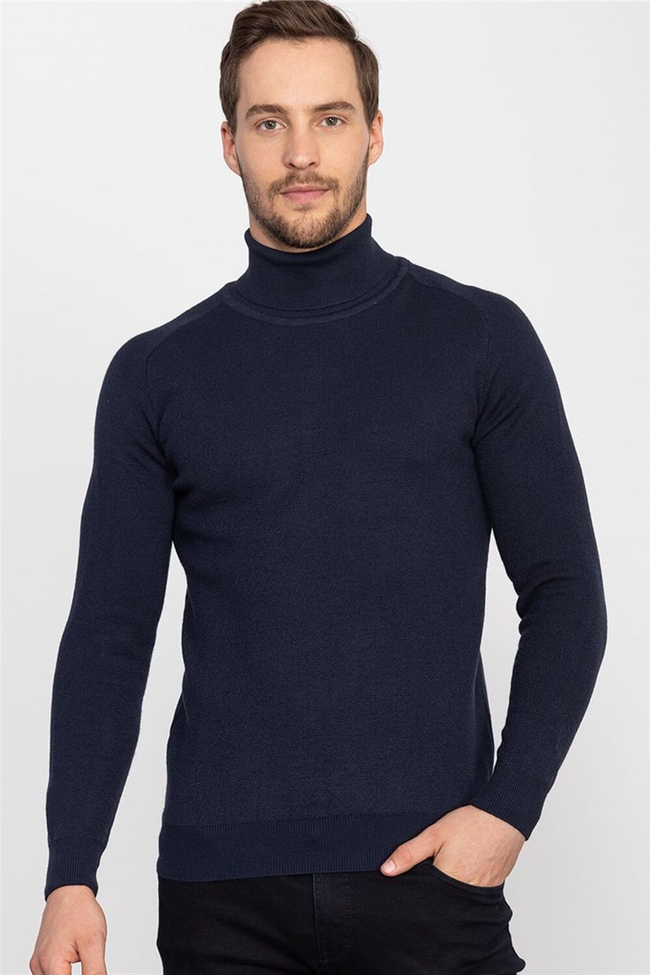 Slim Fit Dar Kesim Tam Balıkçı Yaka Düz İnce Yün Erkek Kazak