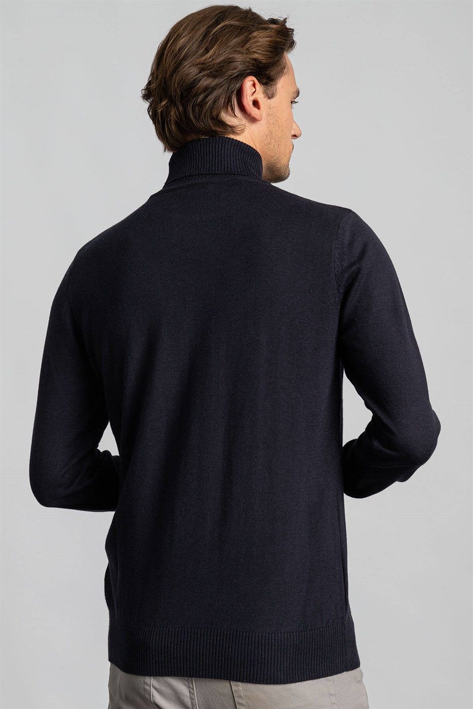 Slim Fit Dar Kesim Balıkçı Yaka Erkek Kazak