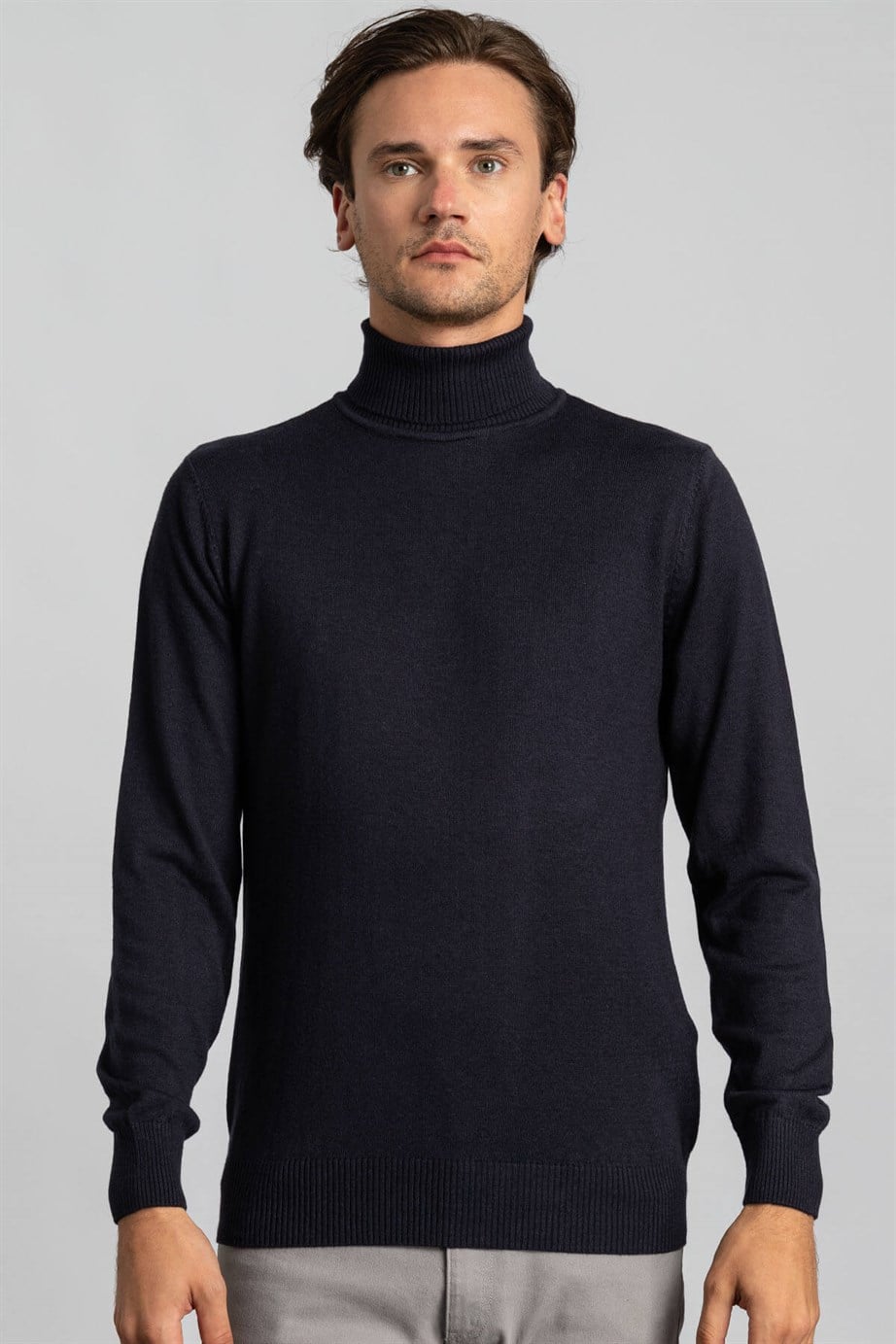 Slim Fit Dar Kesim Balıkçı Yaka Erkek Kazak