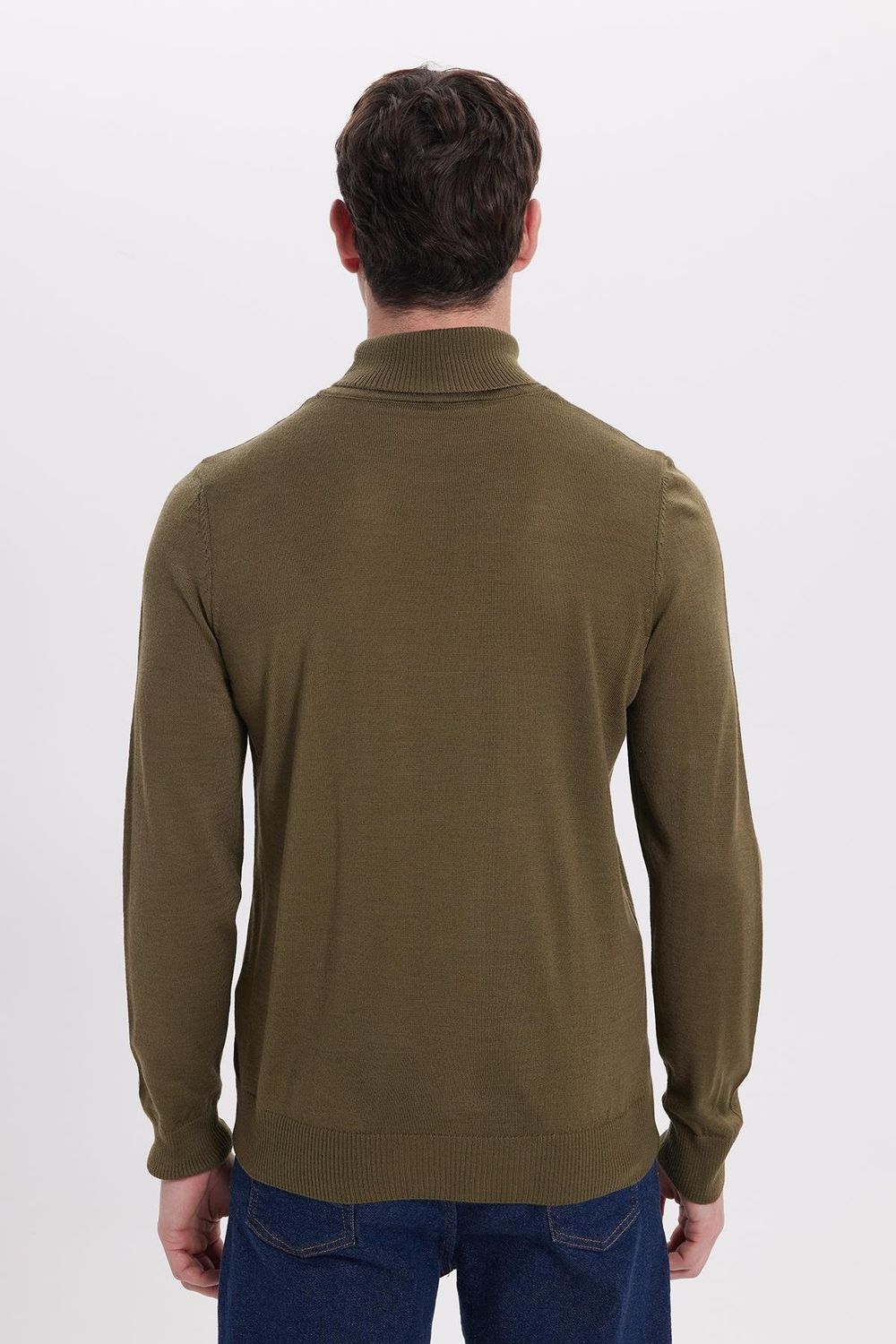 Slim Fit Tam Boğazlı Yaka Düz Yün Erkek Kazak