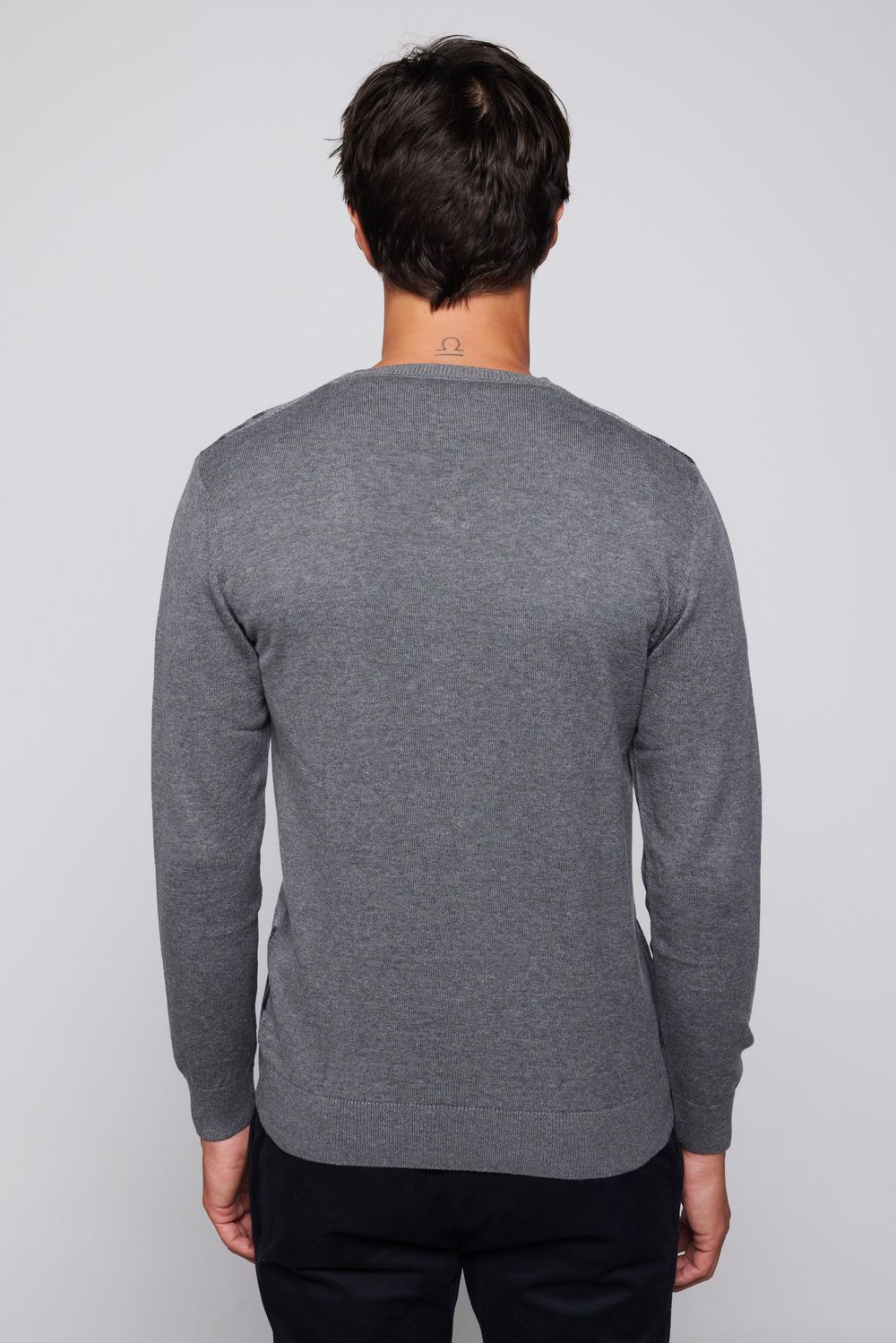 Slim Fit V Yaka Kareli Erkek Kazak
