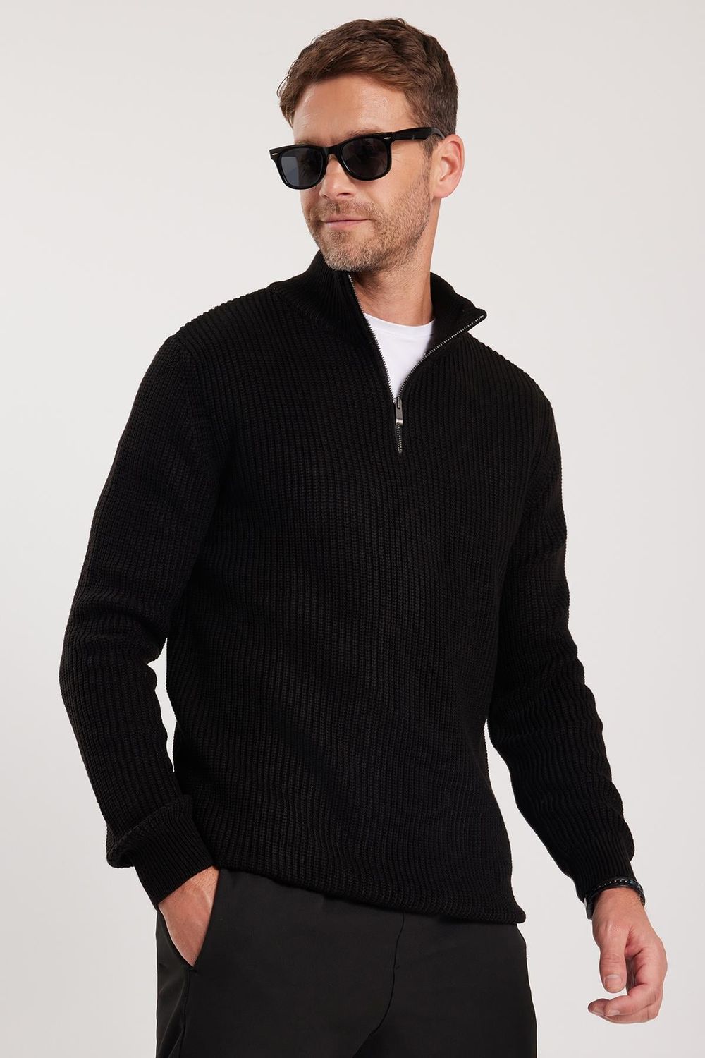Erkek Slim Fit Dar Kesim Fermuarlı Siyah Dik Yaka Triko Kazak