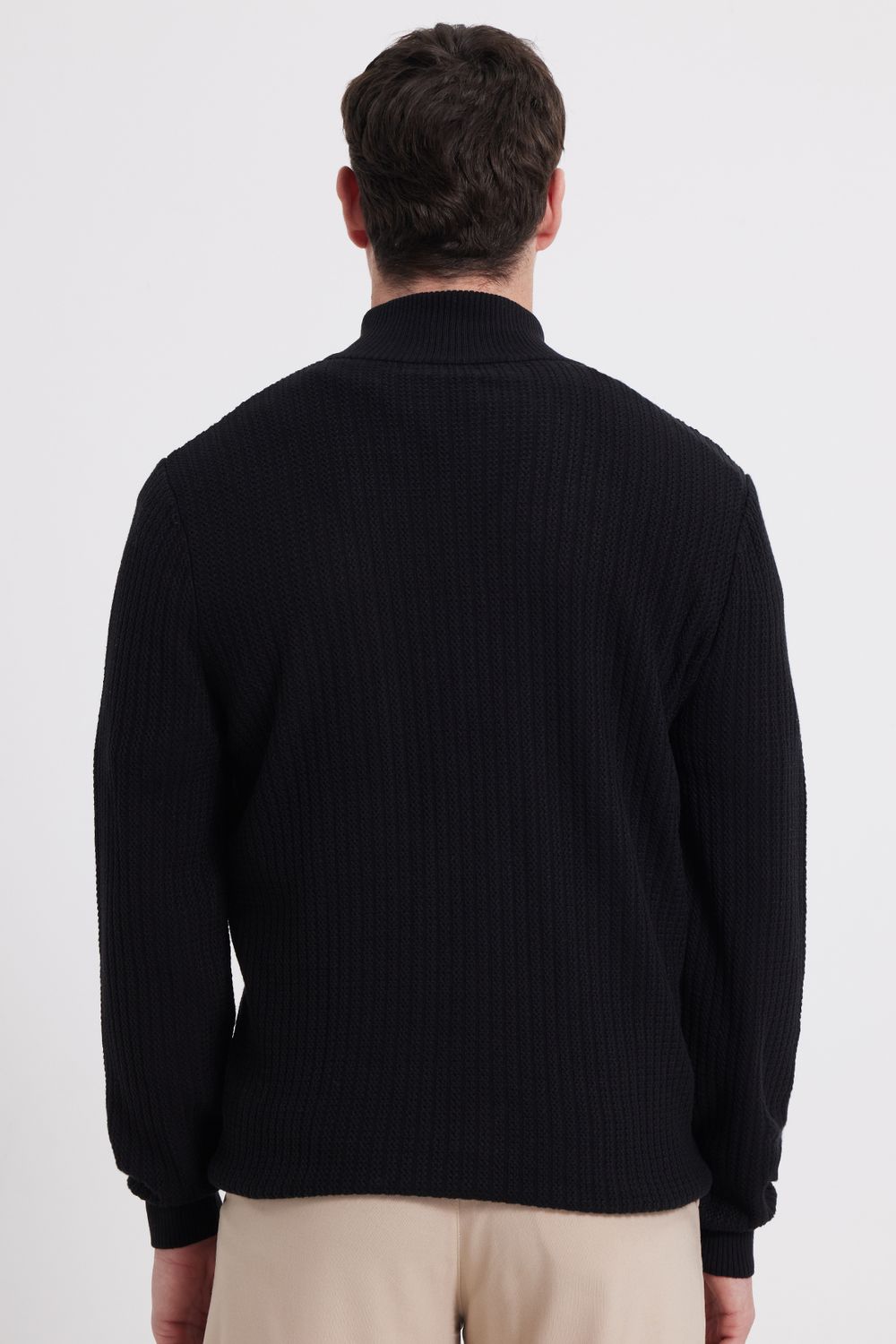 Erkek Slim Fit Dar Kesim Dik Yaka Fermuarlı Siyah Kazak