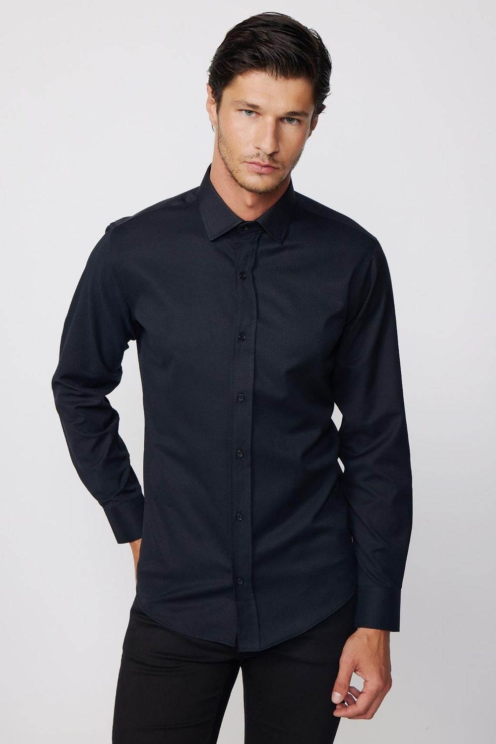 Modern Slim Fit Pamuklu Kolay Ütü Armürlü Erkek Gömlek