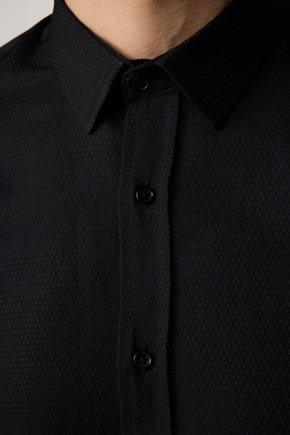 Modern Slim Fit Pamuklu Kolay Ütü Armürlü Erkek Siyah Gömlek
