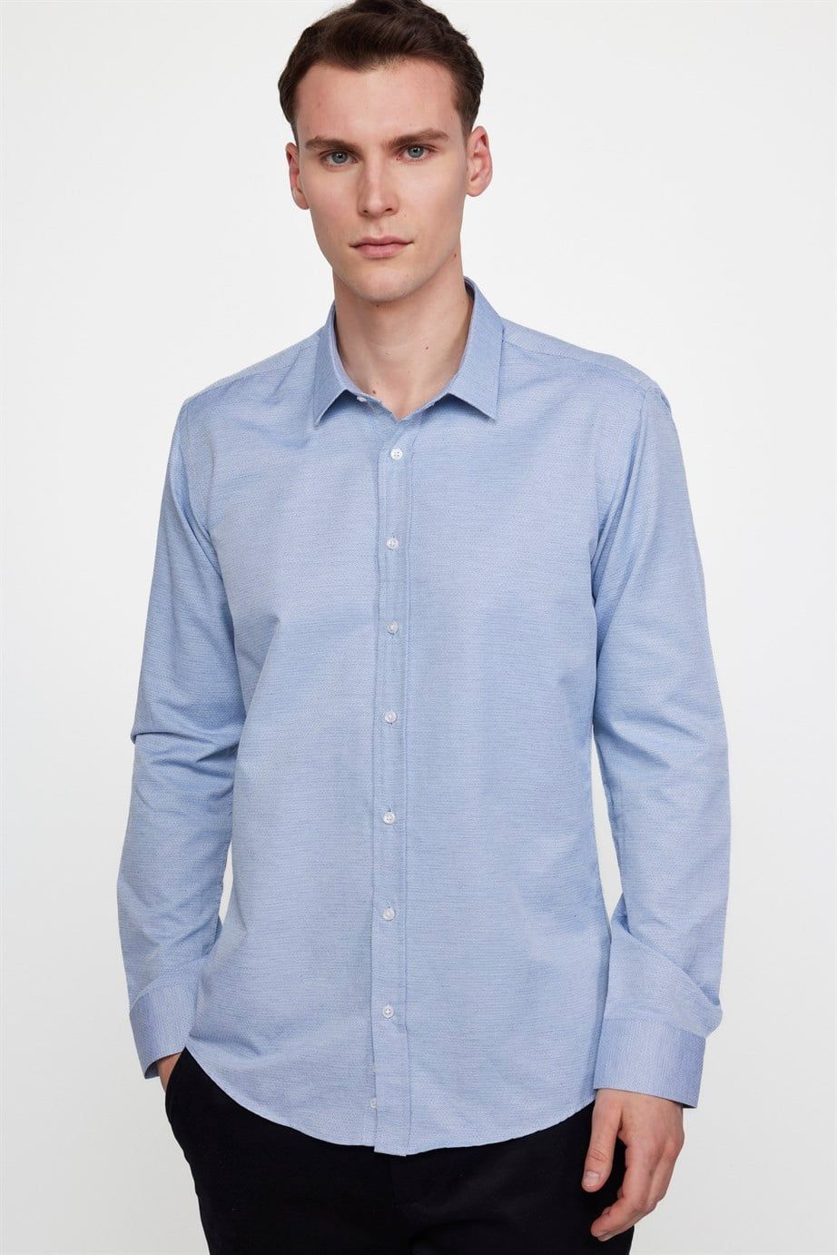 Modern Slim Fit Pamuklu Kolay Ütü Armürlü Erkek Gri Gömlek