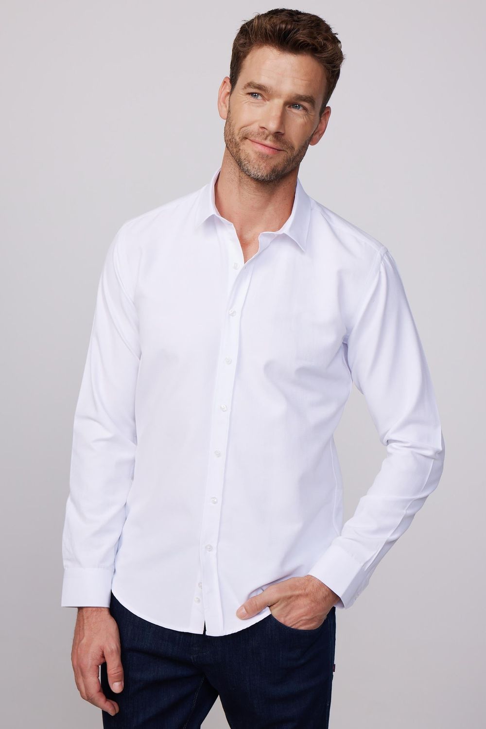 Modern Slim Fit Pamuklu Kolay Ütü Armürlü Beyaz Erkek Gömlek
