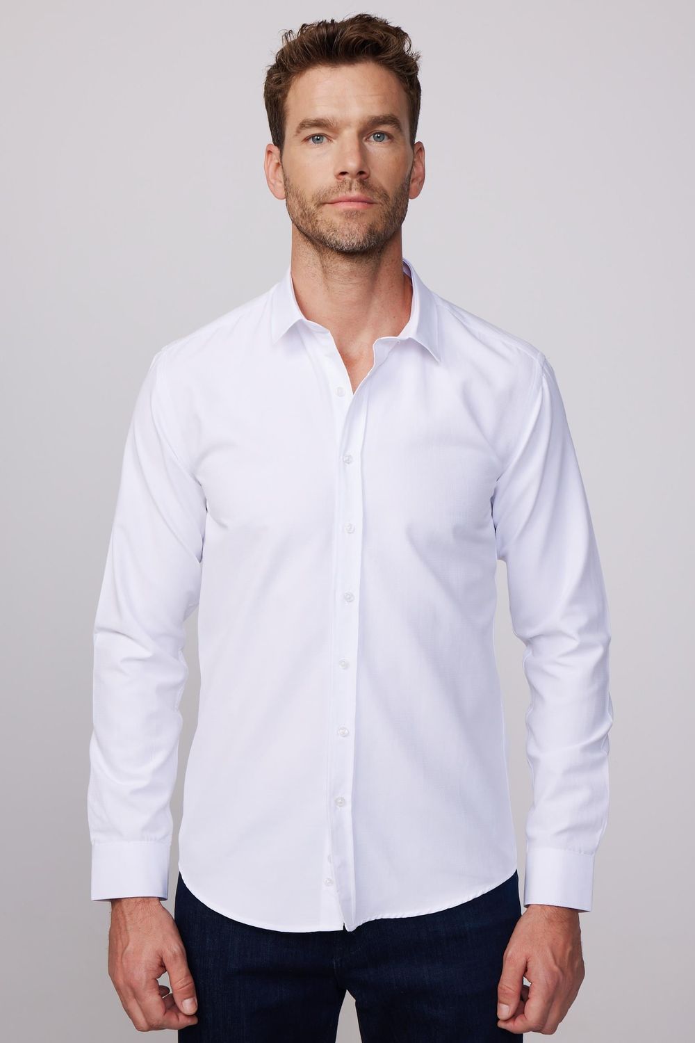 Modern Slim Fit Pamuklu Kolay Ütü Armürlü Beyaz Erkek Gömlek
