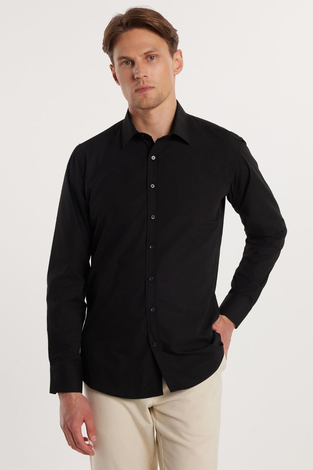 Modern Slim Fit Uzun Kollu Pamuklu Kolay Ütü Erkek Siyah Gömlek
