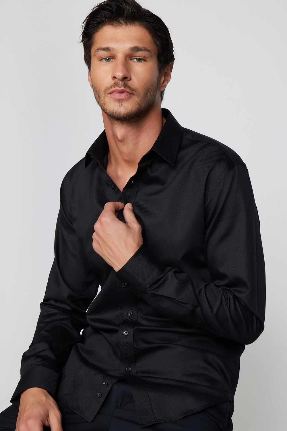 Modern Fit %100 Pamuk Armürlü Premium Siyah Erkek Gömlek